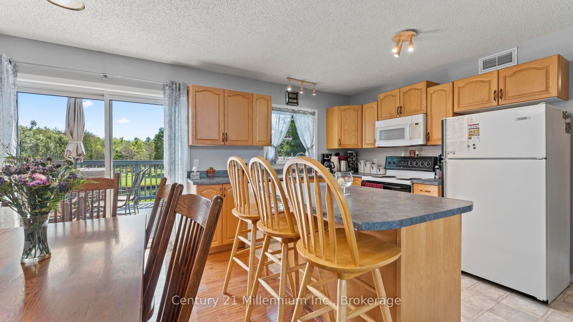 9849 Wellington Rd 3 N/a Property Photo 18