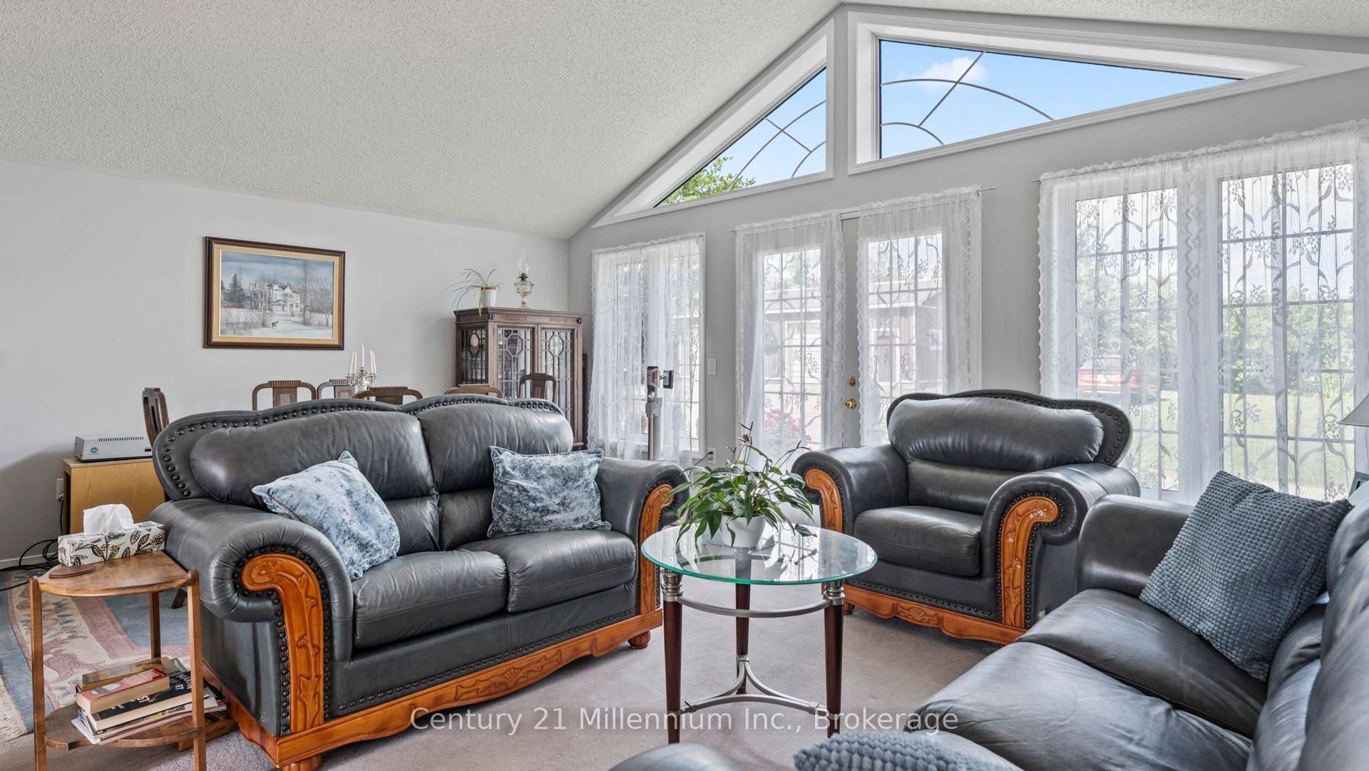 9849 Wellington Rd 3 N/a Property Photo 24