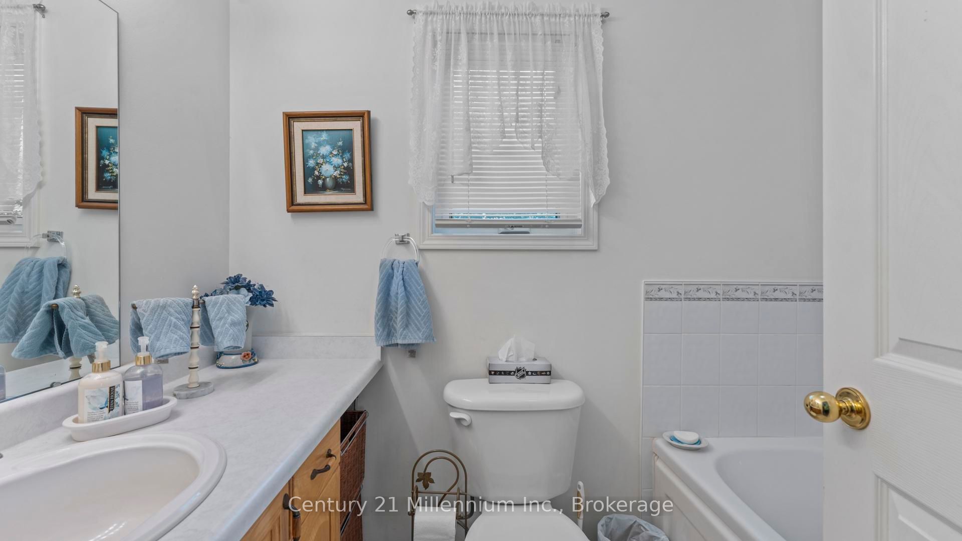 9849 Wellington Rd 3 N/a Property Photo 32