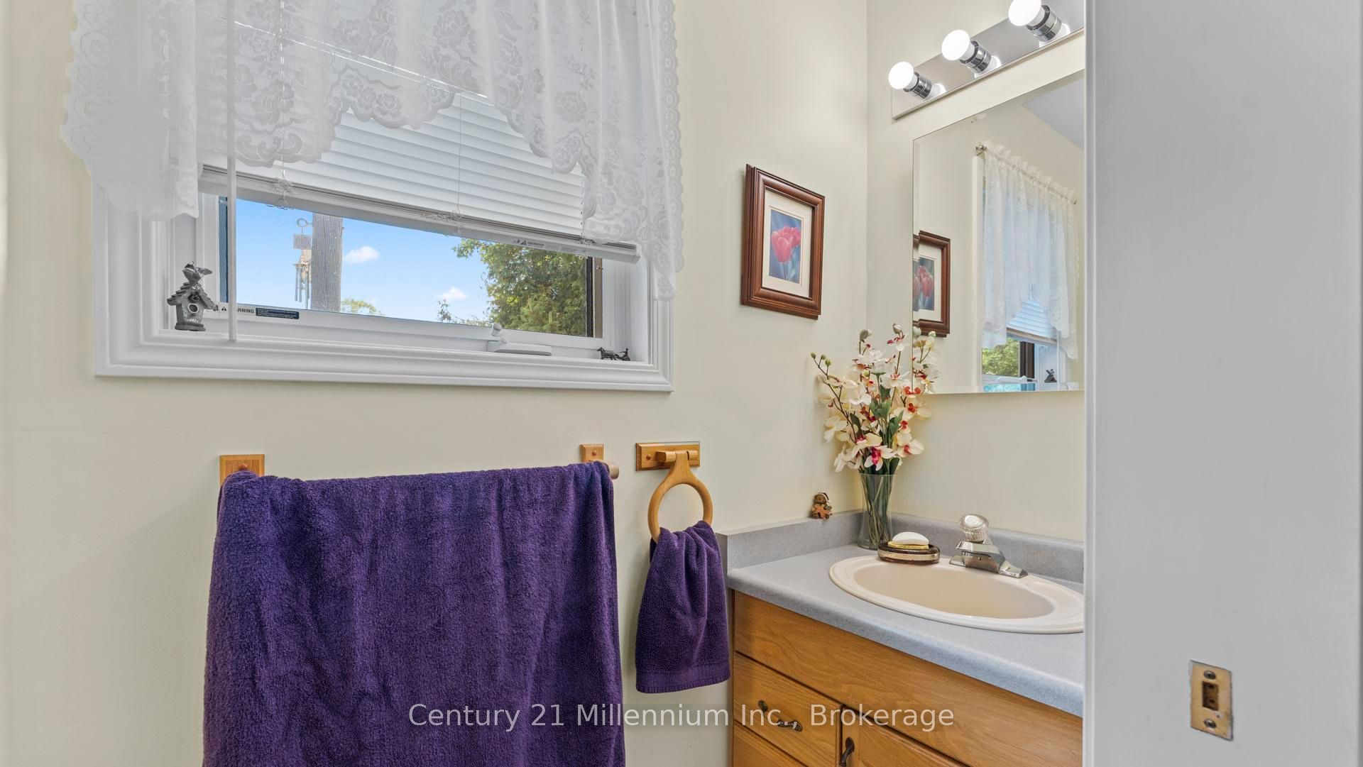 9849 Wellington Rd 3 N/a Property Photo 35