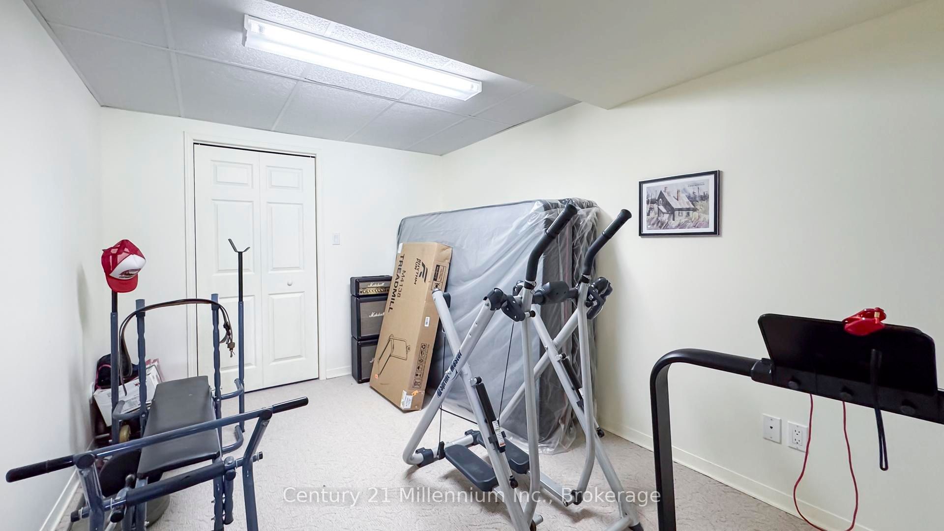 9849 Wellington Rd 3 N/a Property Photo 41