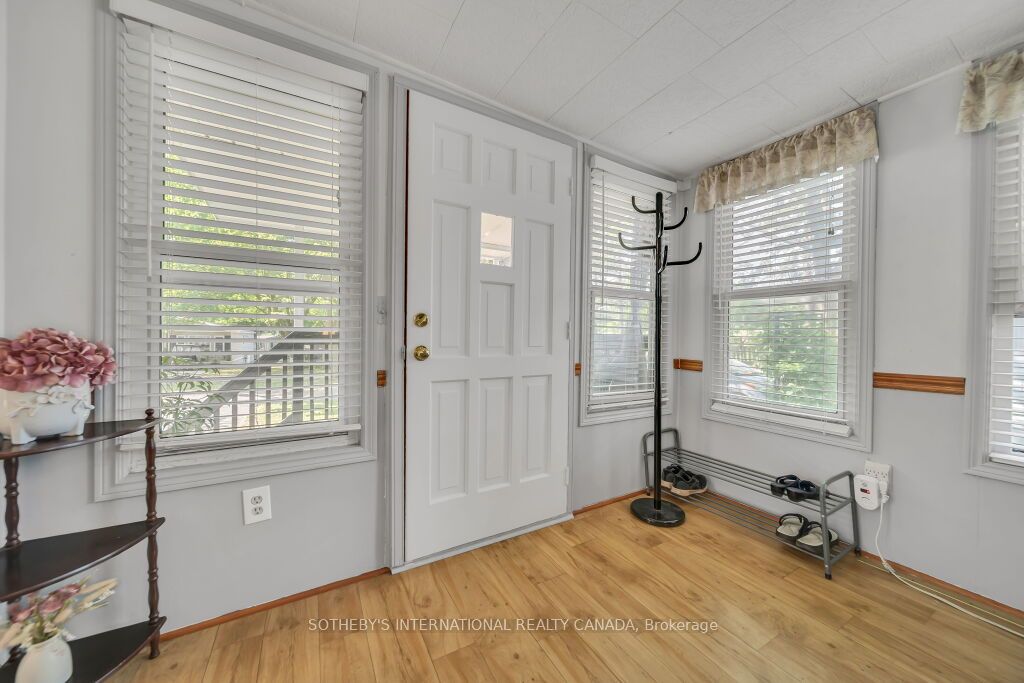 580 Beaver Creek Road 9 Property Photo 6