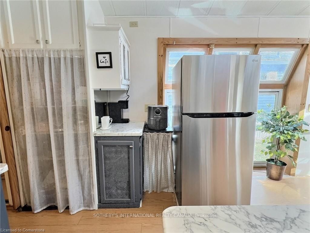 580 Beaver Creek Road 9 Property Photo 17