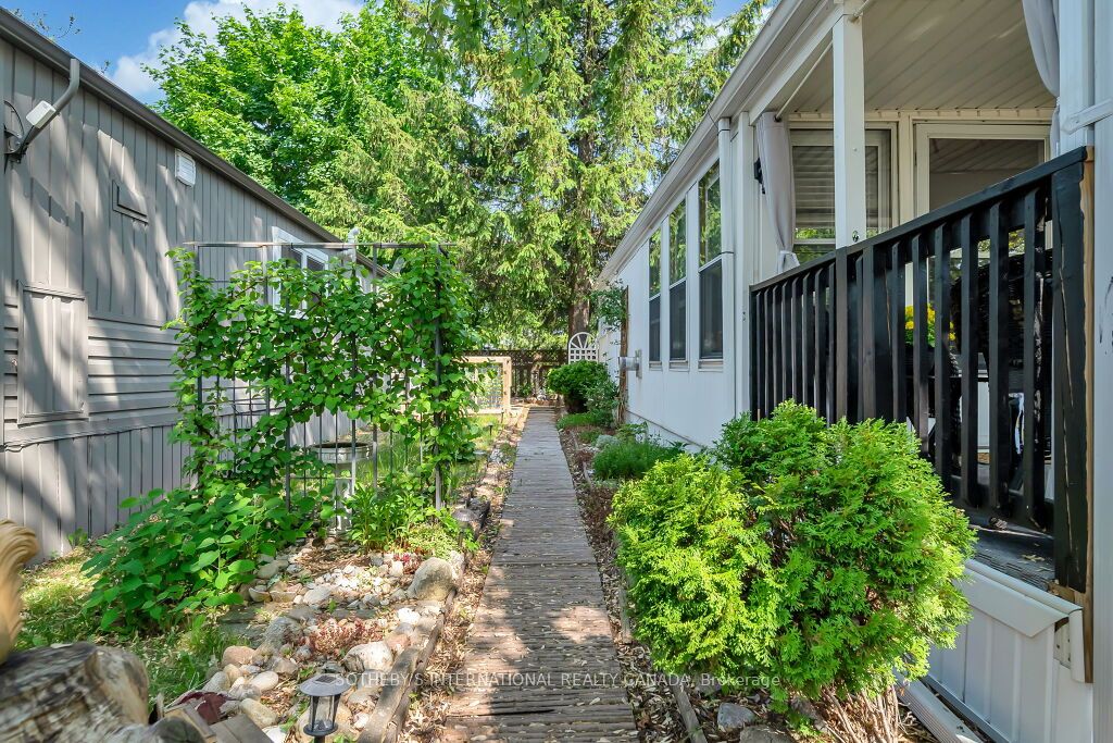 580 Beaver Creek Road 9 Property Photo 29