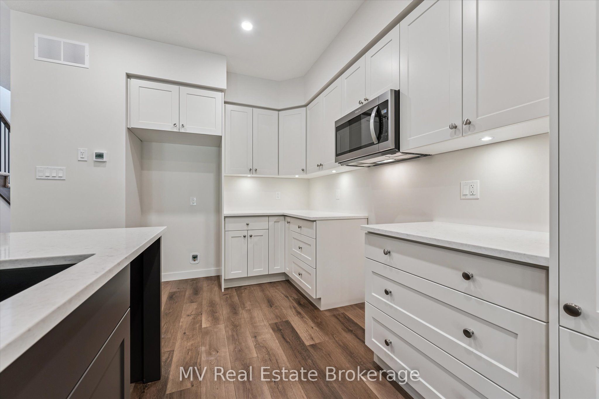 46 Fieldstone Lane Private Property Photo 9