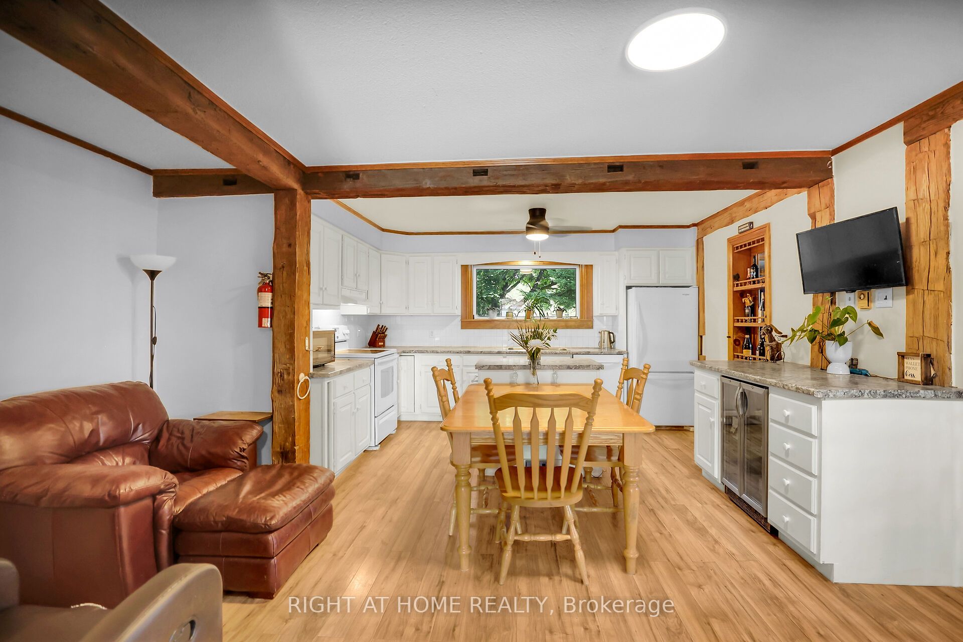 1027 Niagara Stone Road Property Photo 16