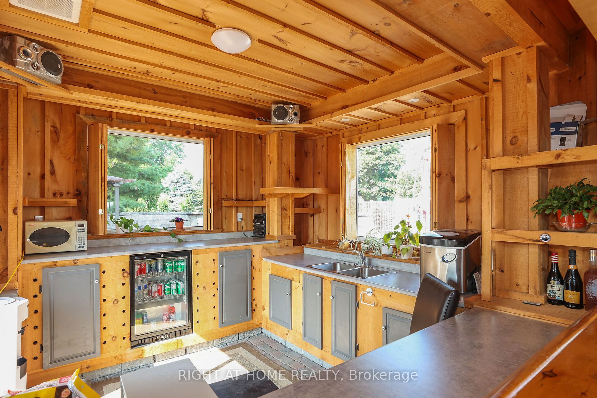 1027 Niagara Stone Road Property Photo 25