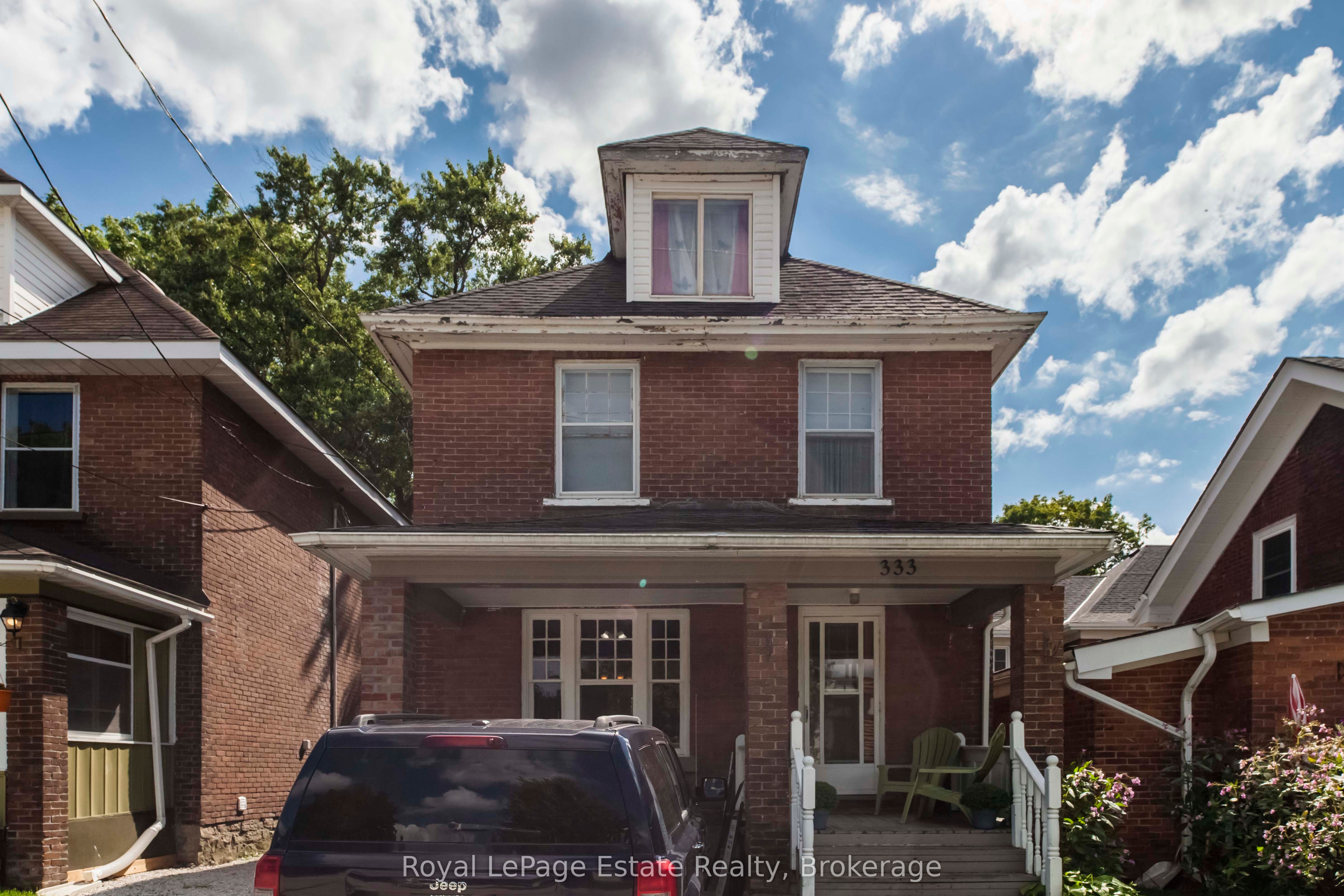 333 12th Street E Property Photo 1