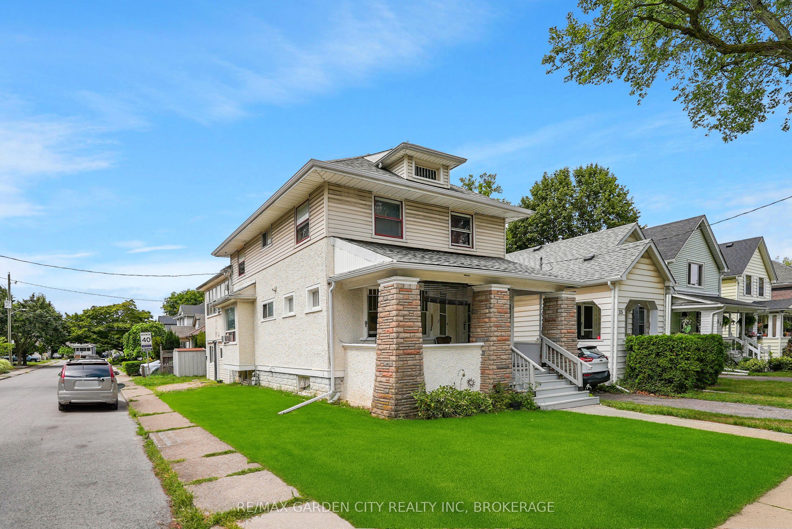 213 Geneva Street Property Photo 1