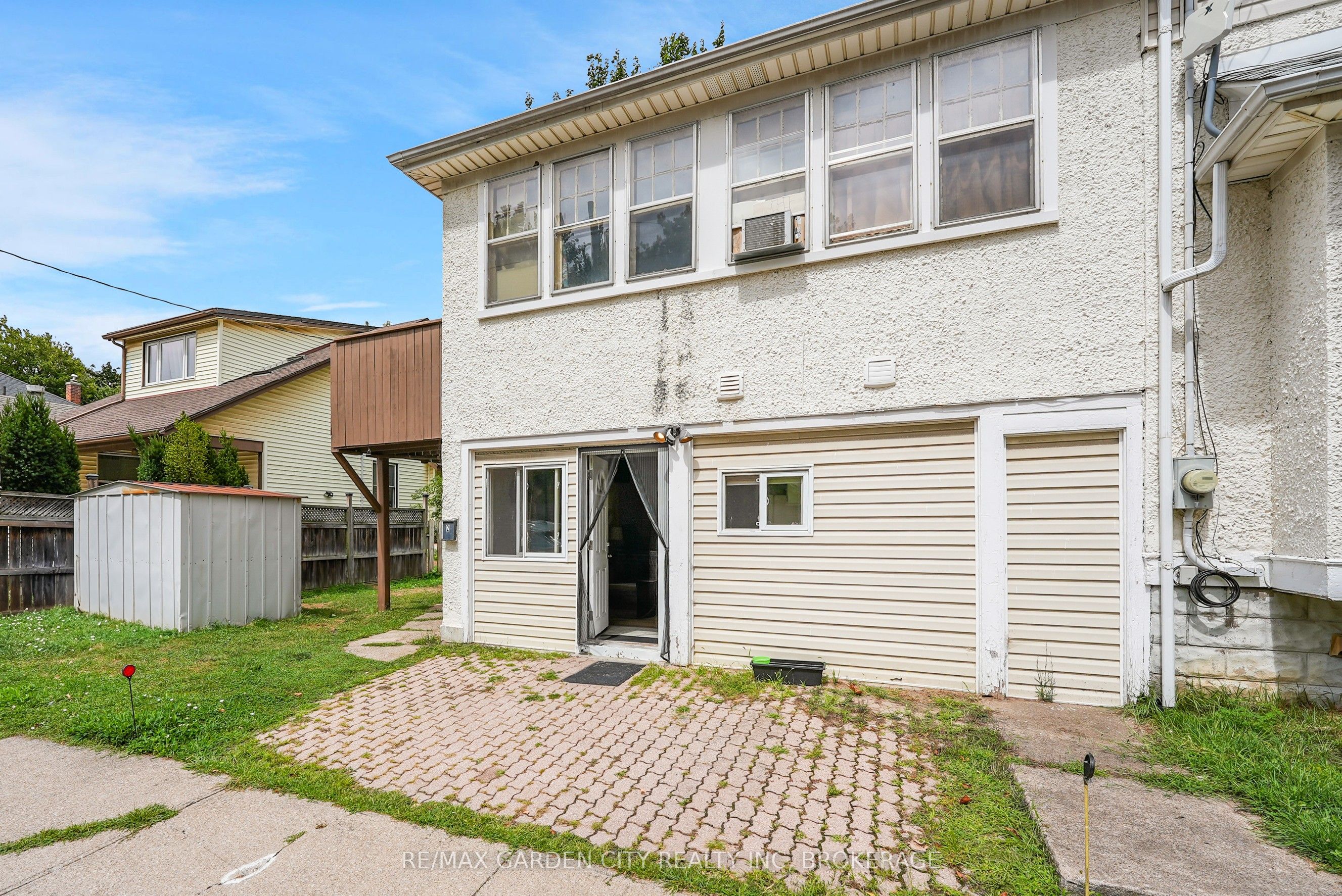 213 Geneva Street Property Photo 15