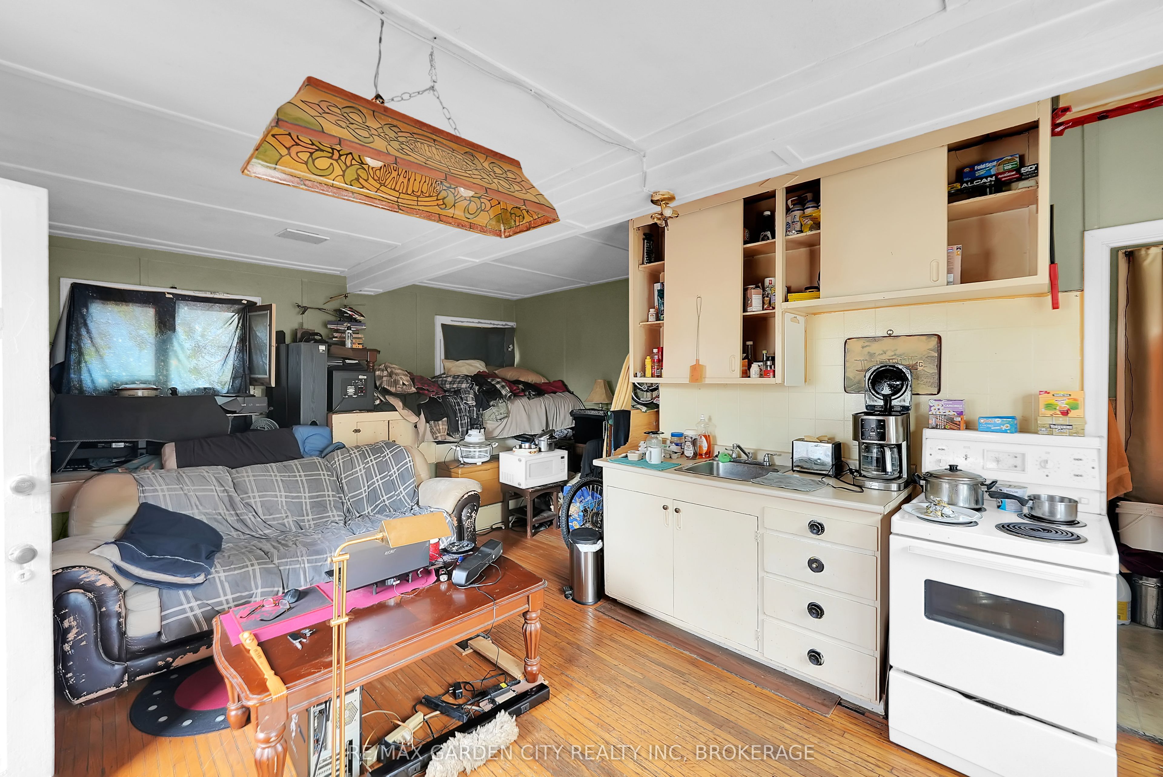 213 Geneva Street Property Photo 26