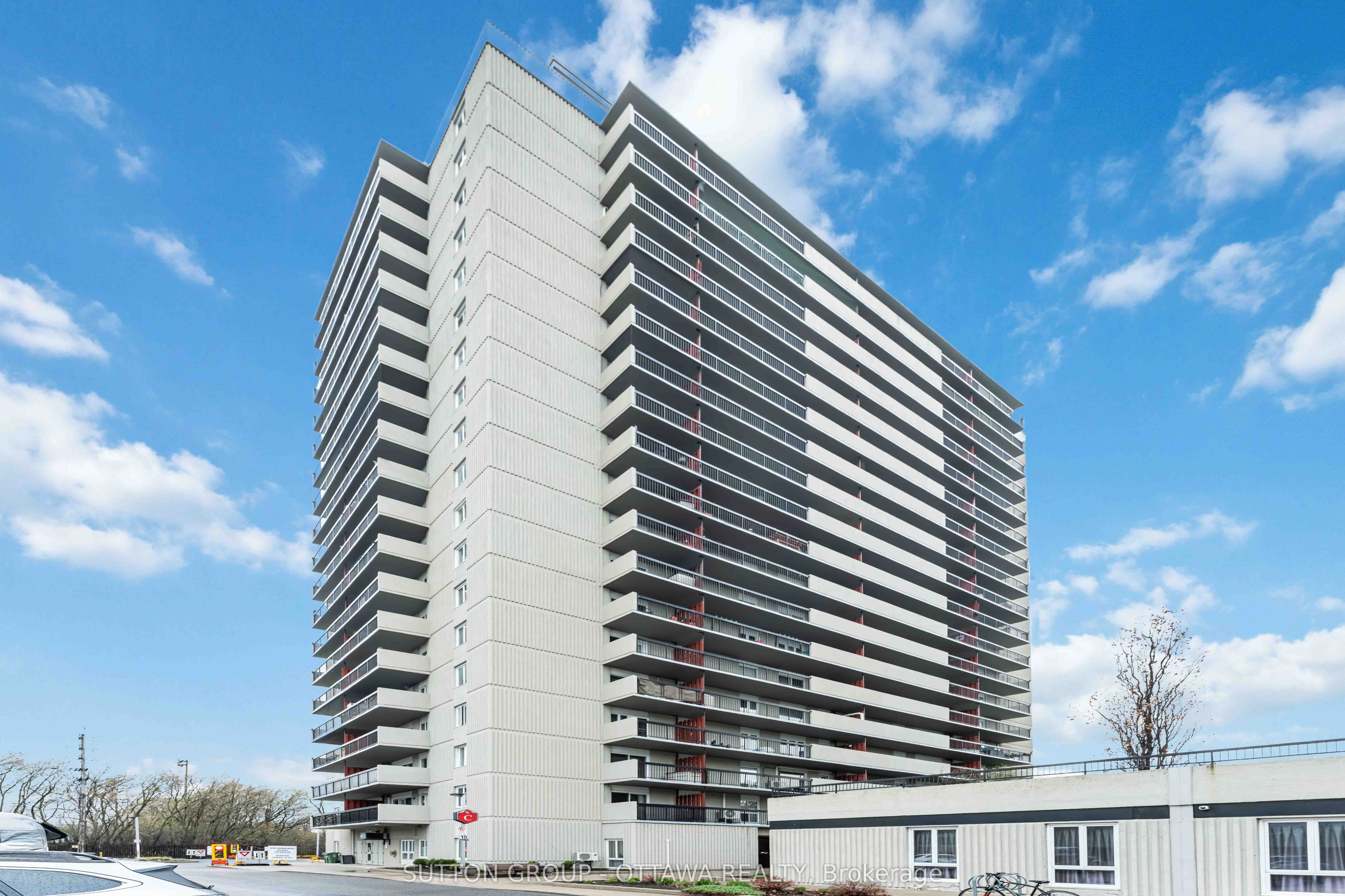 158C McArthur Avenue 705 Property Photo 1