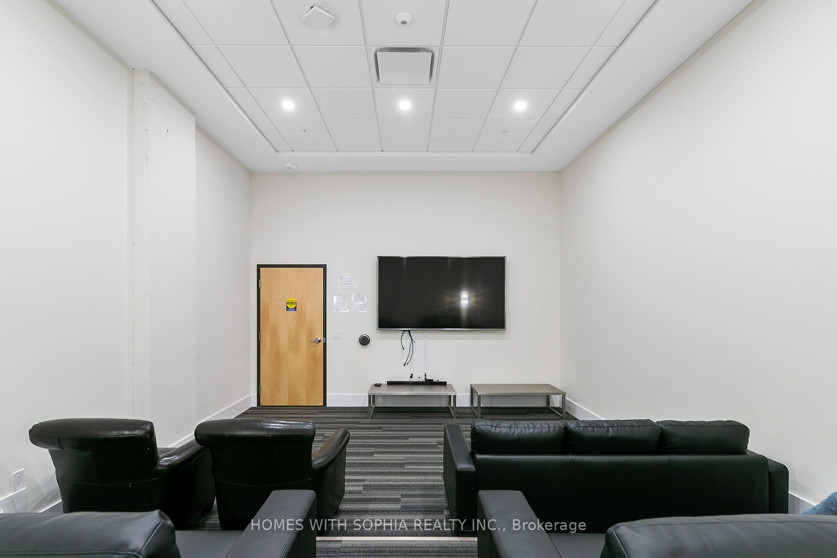 104 Garment Street 2109 Property Photo 38