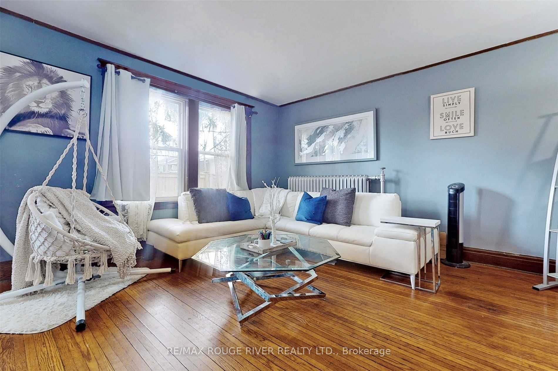 36 John Street Property Photo 8