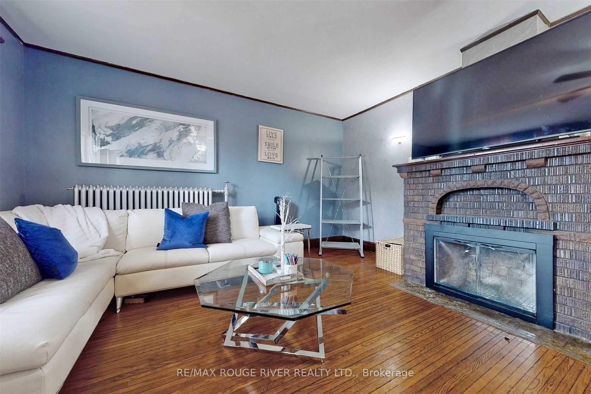 36 John Street Property Photo 13