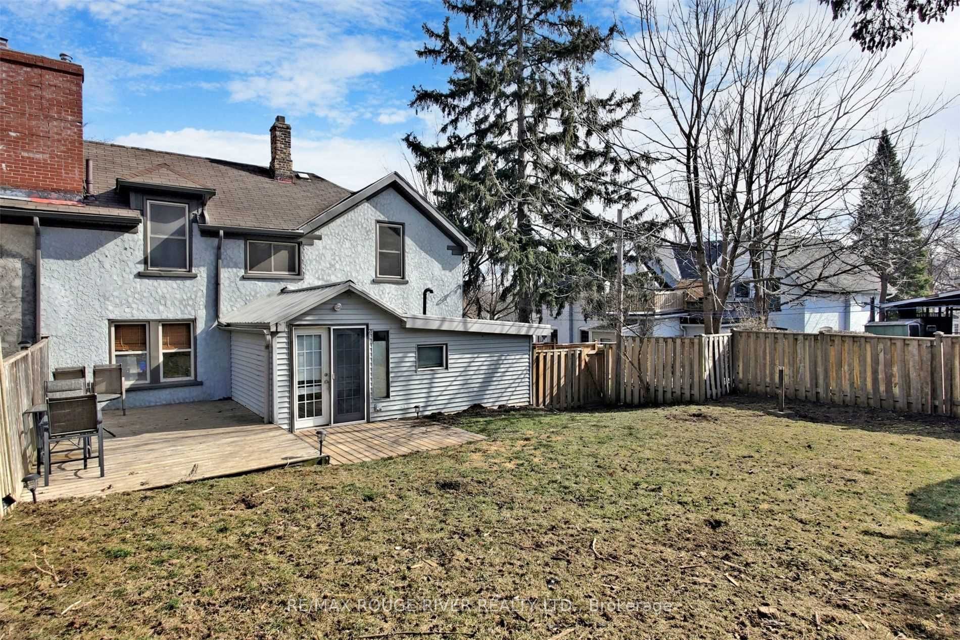 36 John Street Property Photo 35