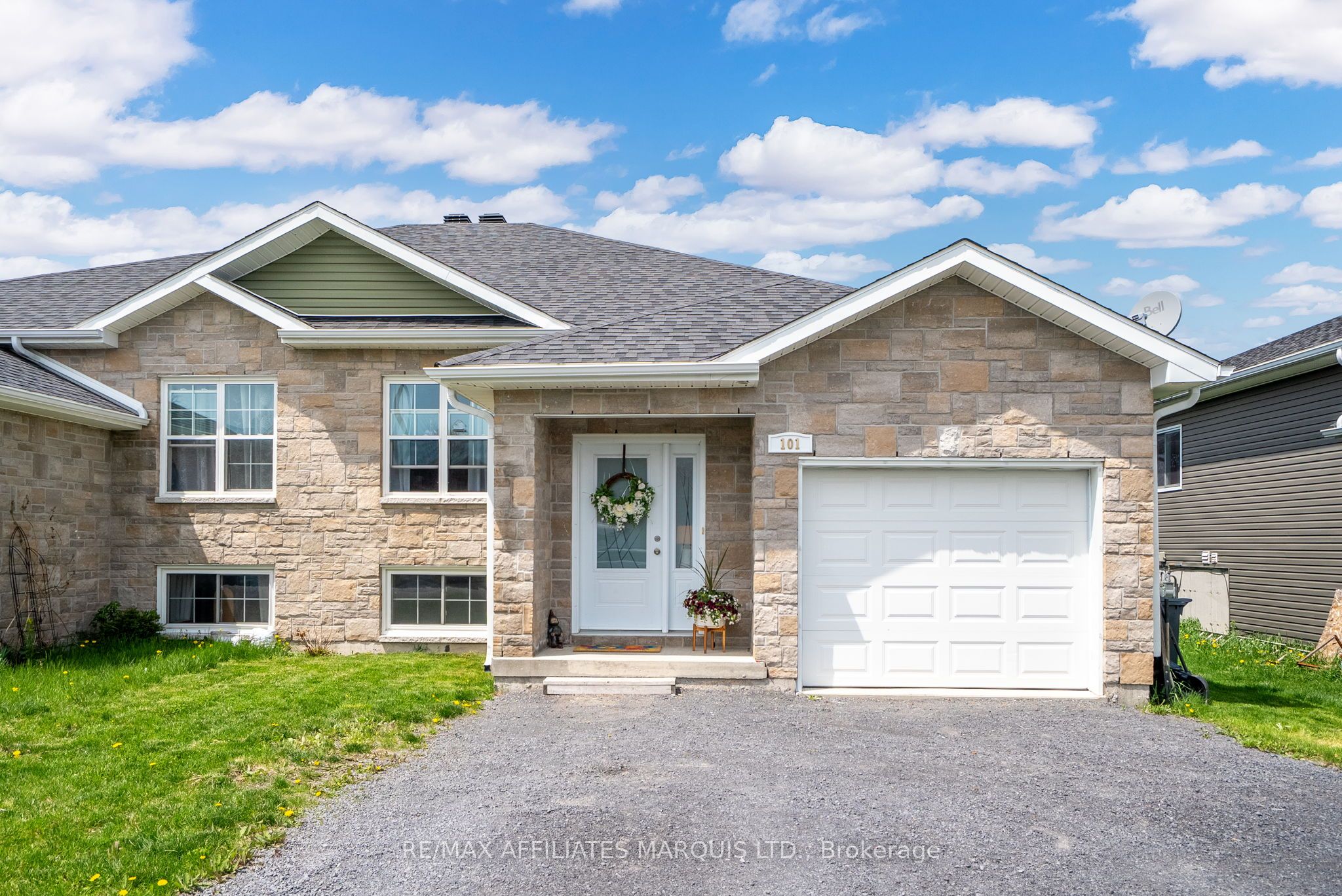 101 French Avenue Property Photo 1