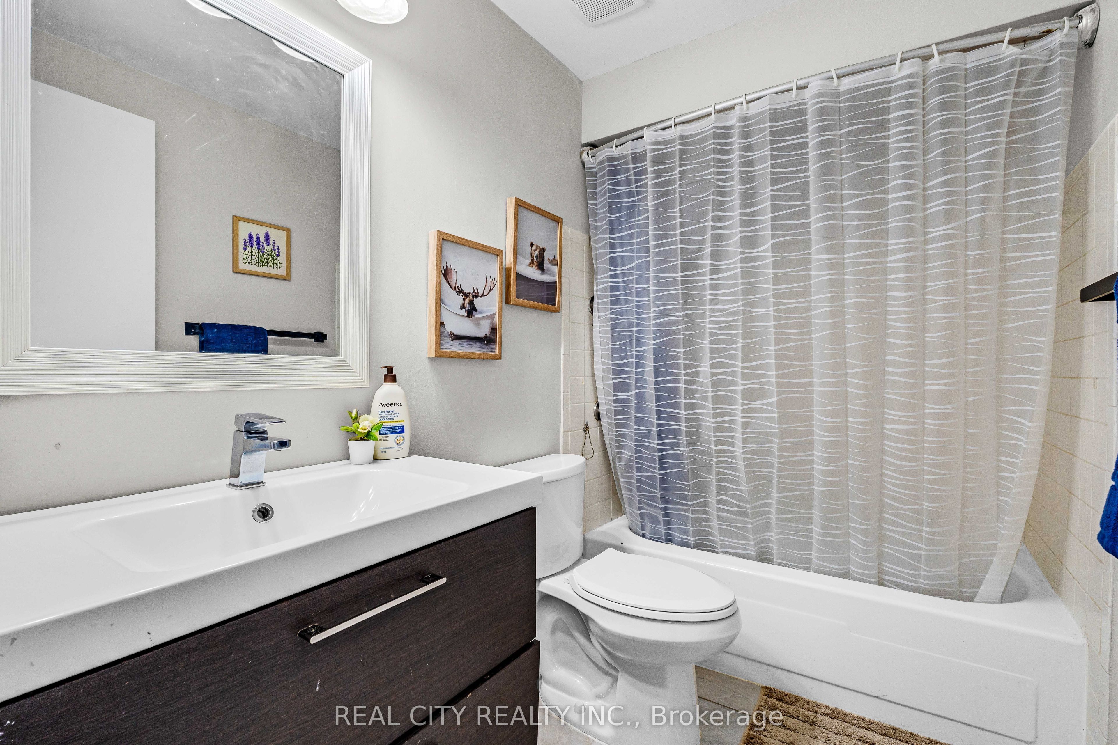 273 Elgin Street 53 Property Photo 17