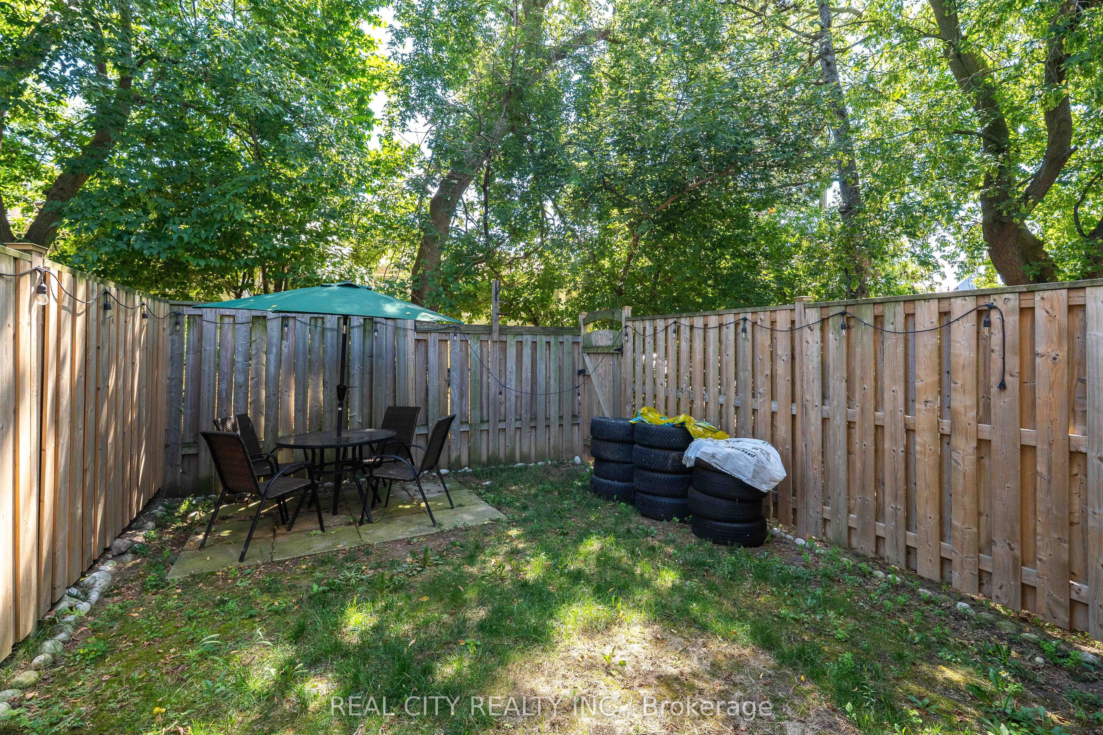 273 Elgin Street 53 Property Photo 25