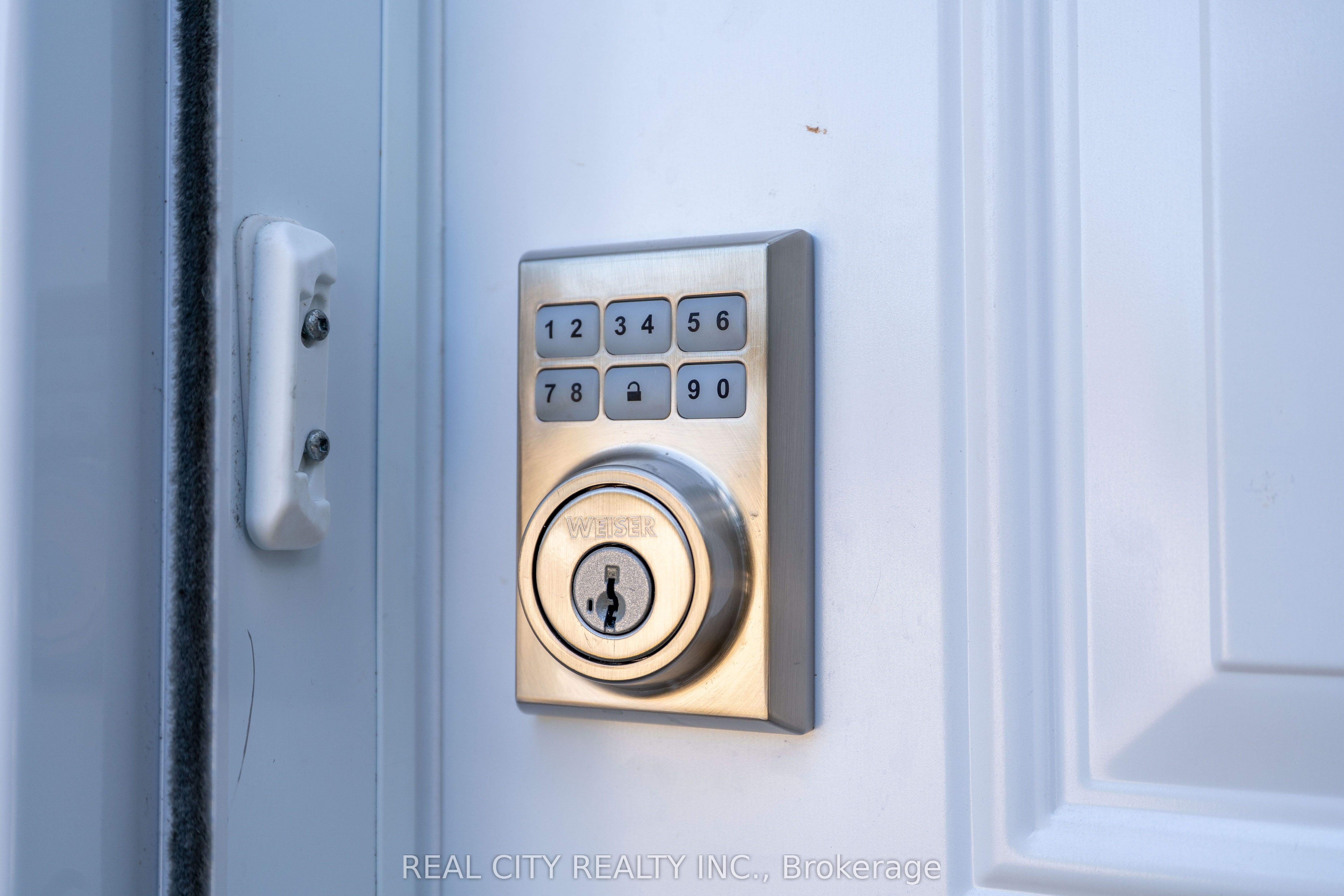 273 Elgin Street 53 Property Photo 26