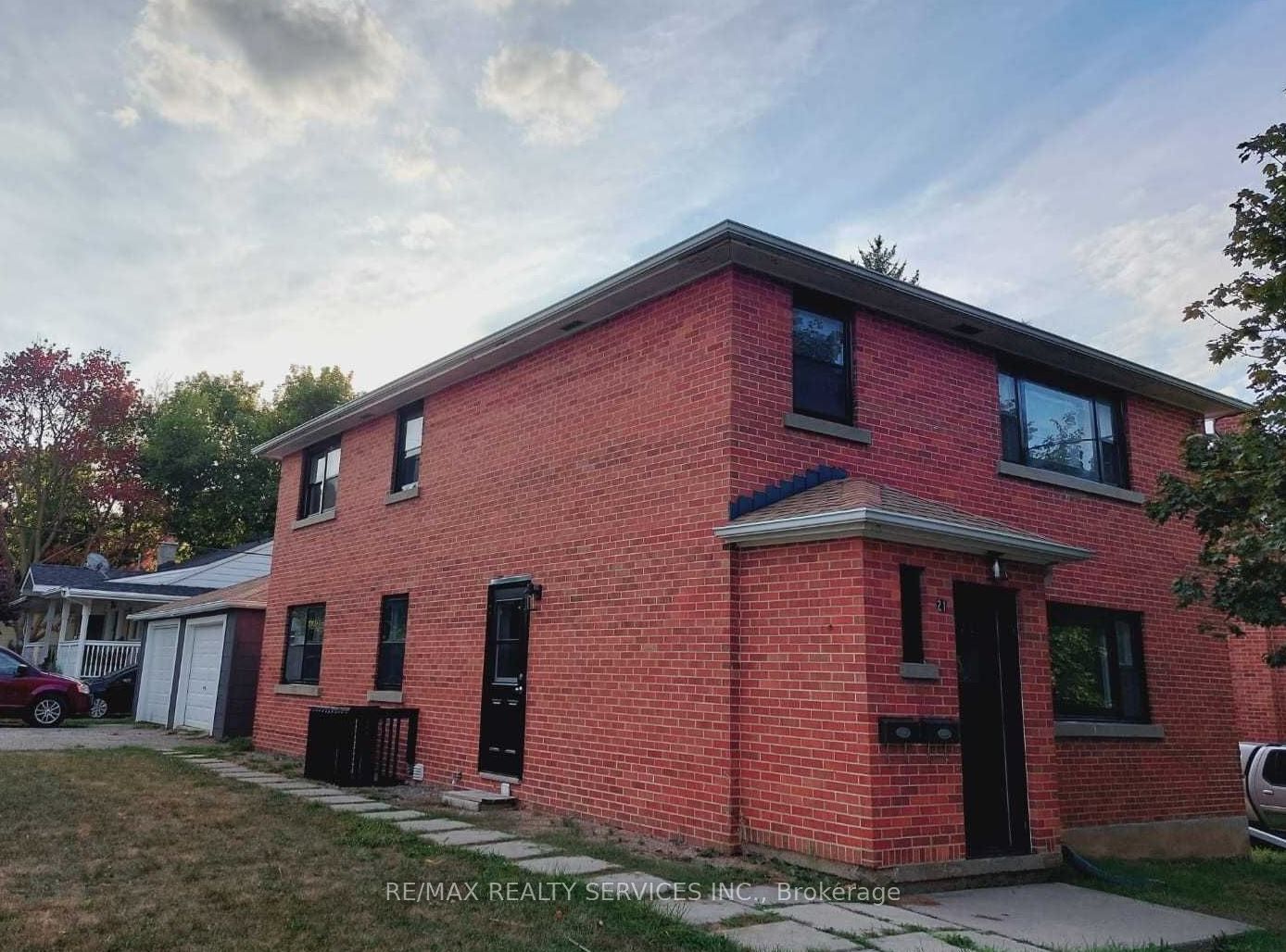 21 Beverley Street (lower Level) Property Photo 22