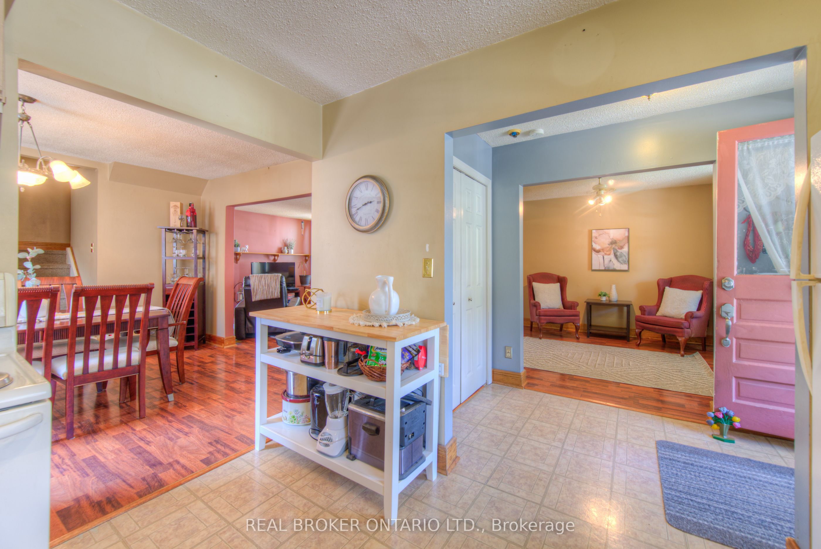 138 Forest Road Property Photo 10