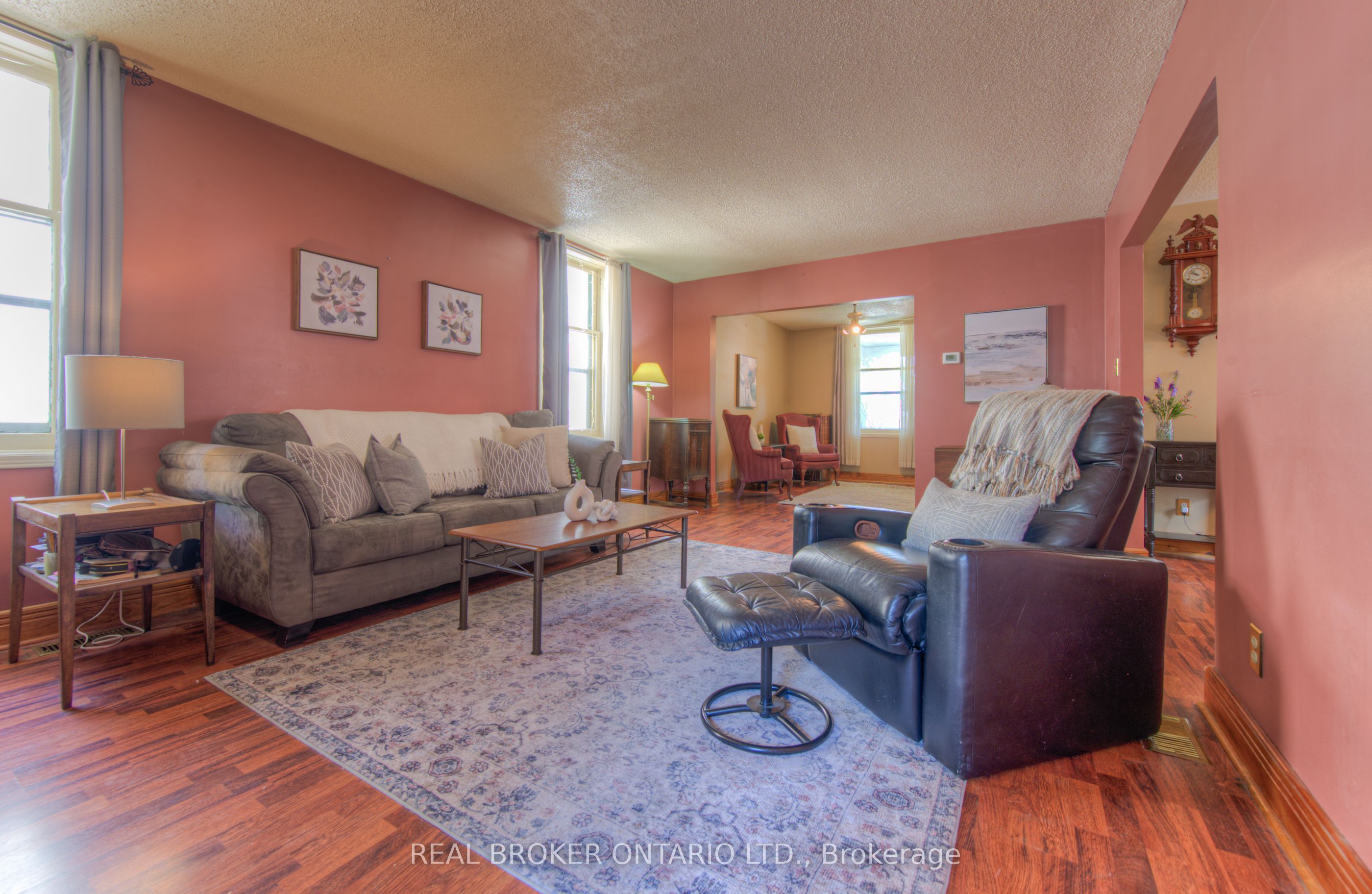 138 Forest Road Property Photo 12