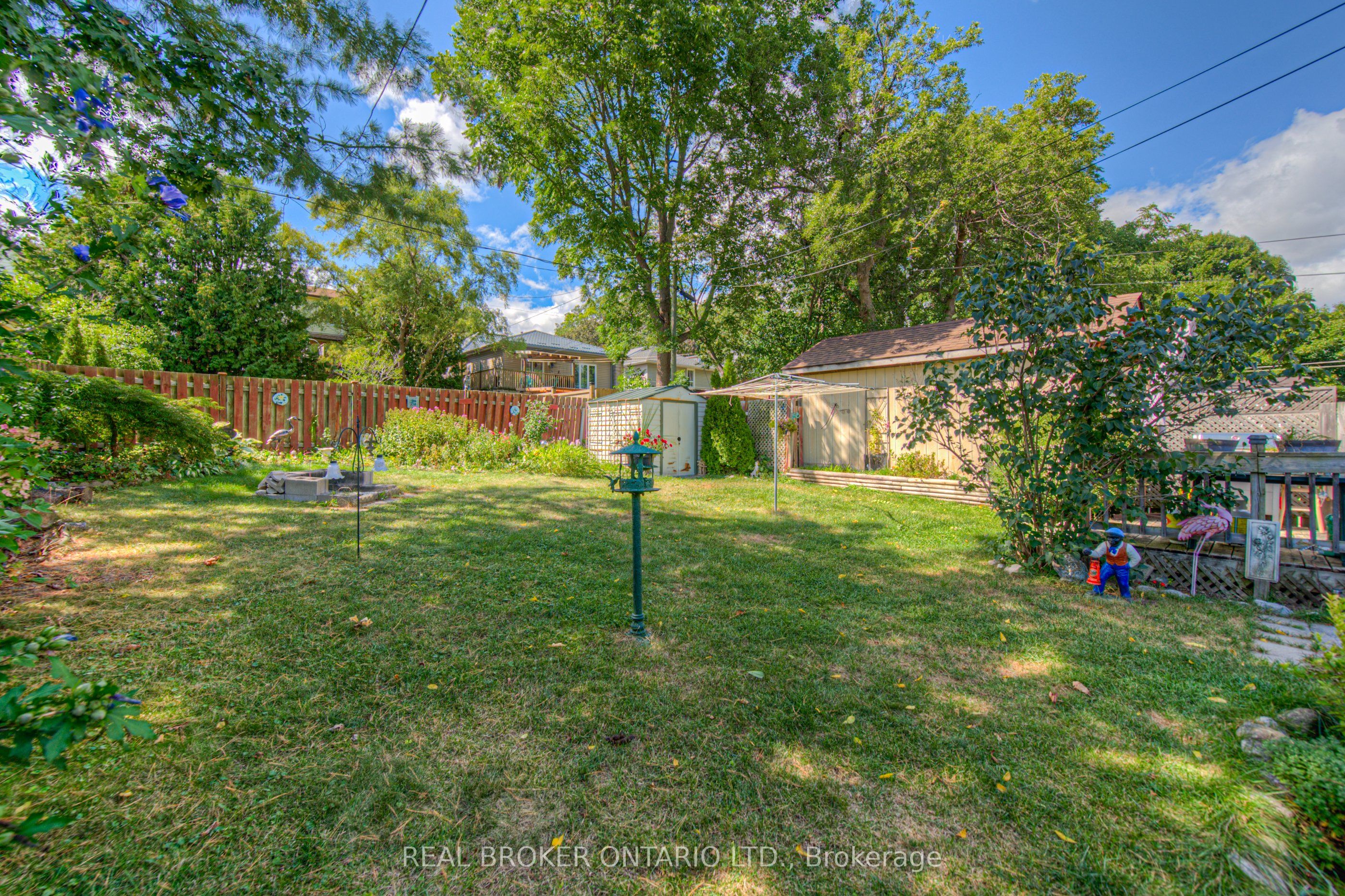 138 Forest Road Property Photo 21