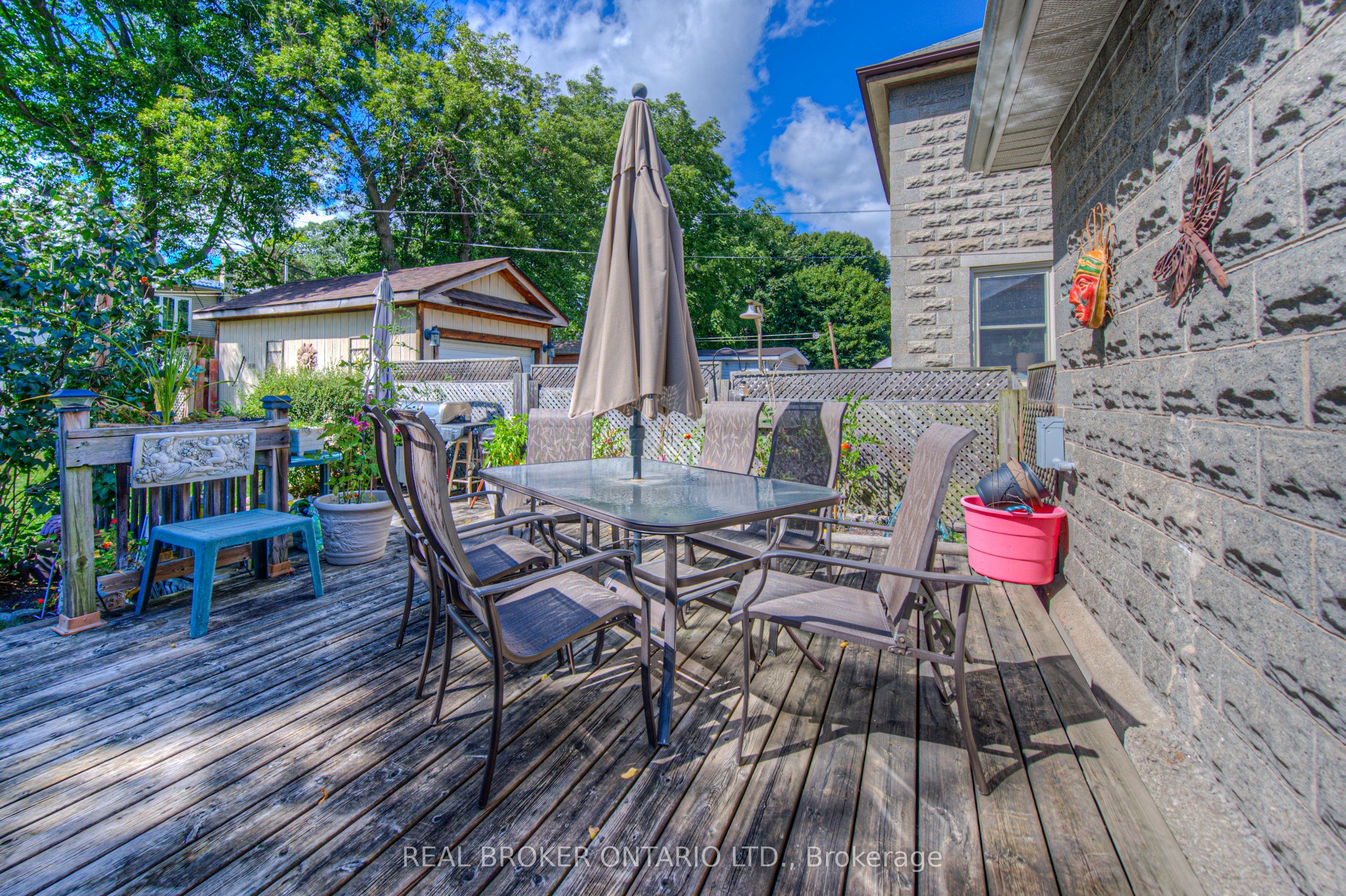 138 Forest Road Property Photo 23