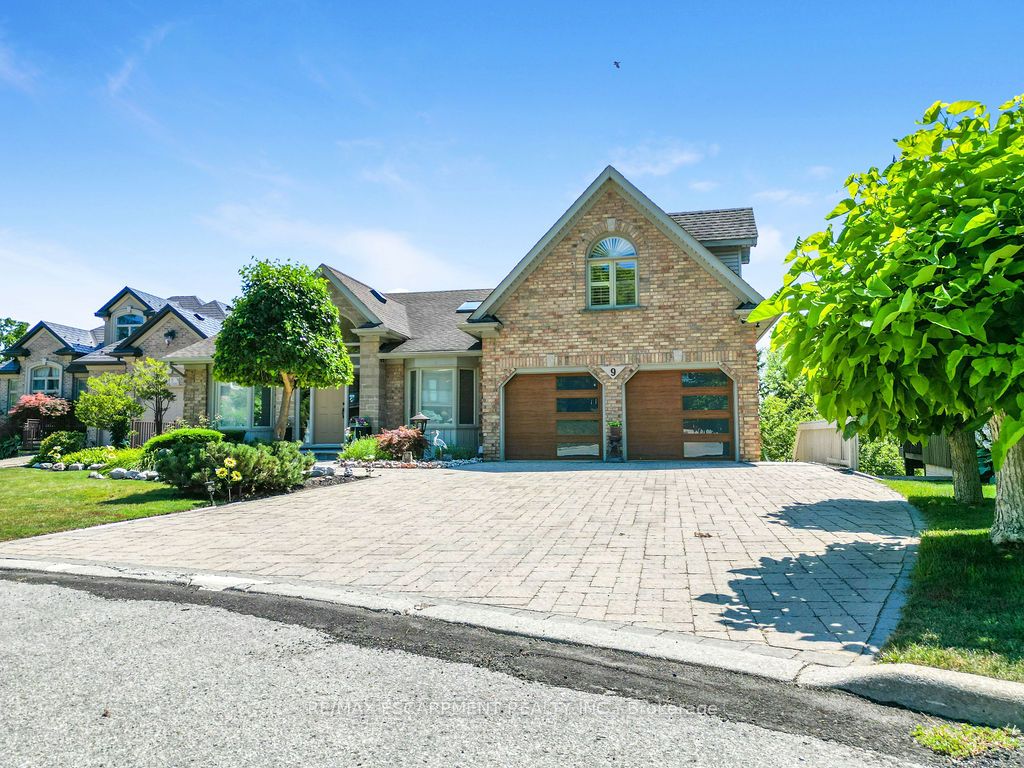 9 Lamb Court Property Photo 2