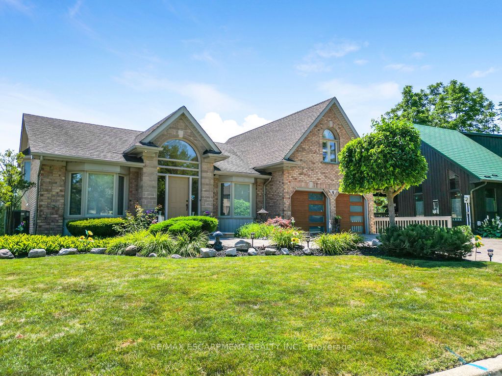 9 Lamb Court Property Photo 3