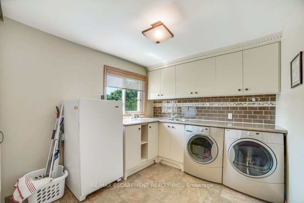 9 Lamb Court Property Photo 12