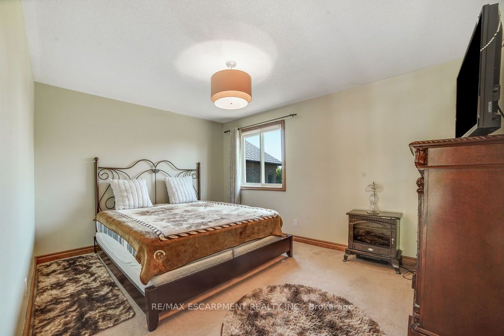 9 Lamb Court Property Photo 22