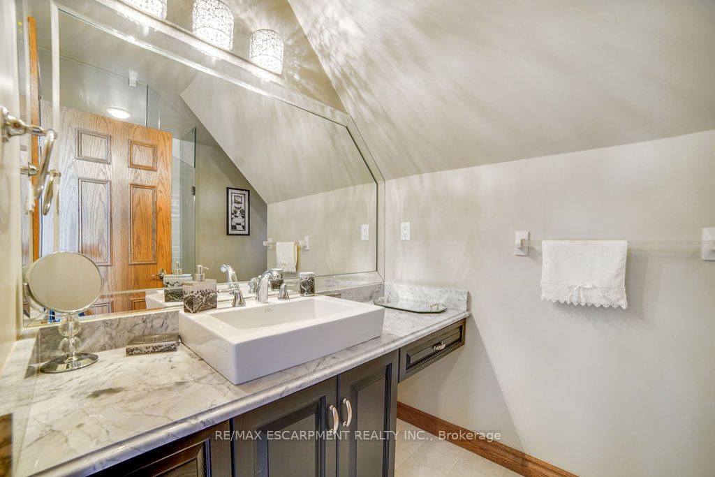 9 Lamb Court Property Photo 23