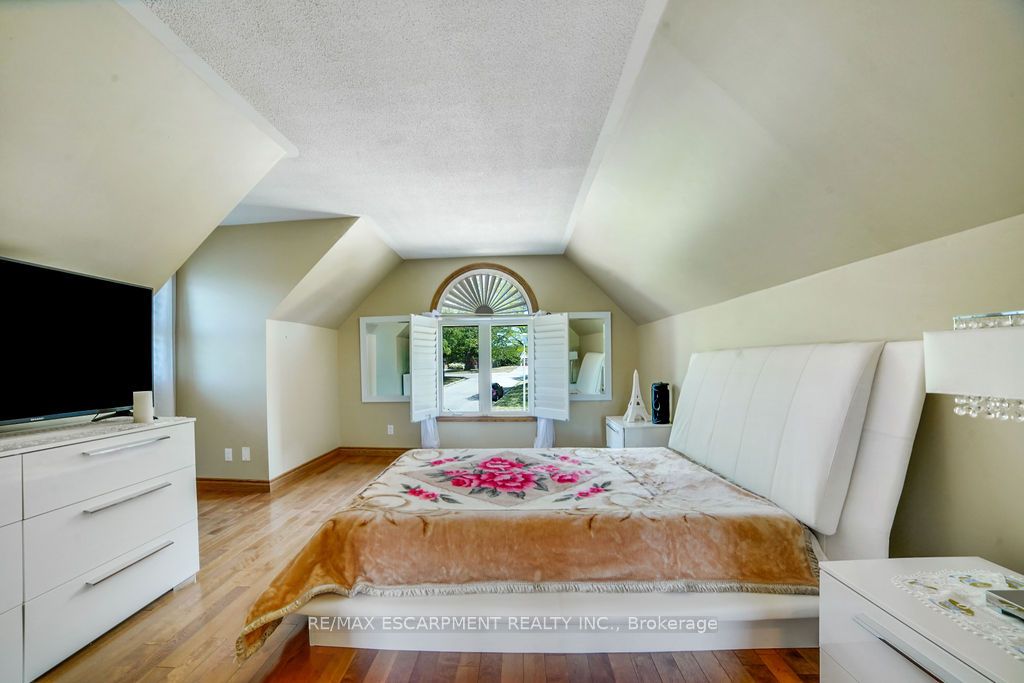 9 Lamb Court Property Photo 25