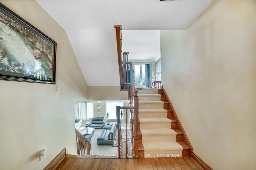 9 Lamb Court Property Photo 30