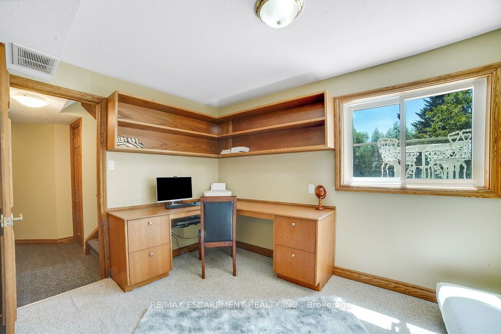 9 Lamb Court Property Photo 37