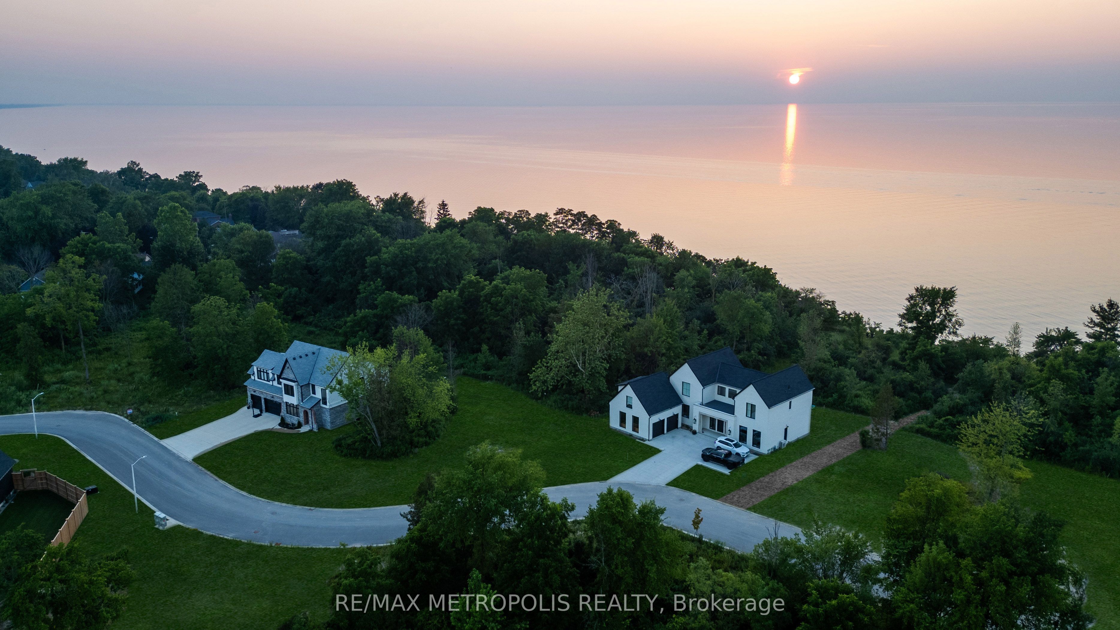 7057 Blue Coast Heights Property Photo 12