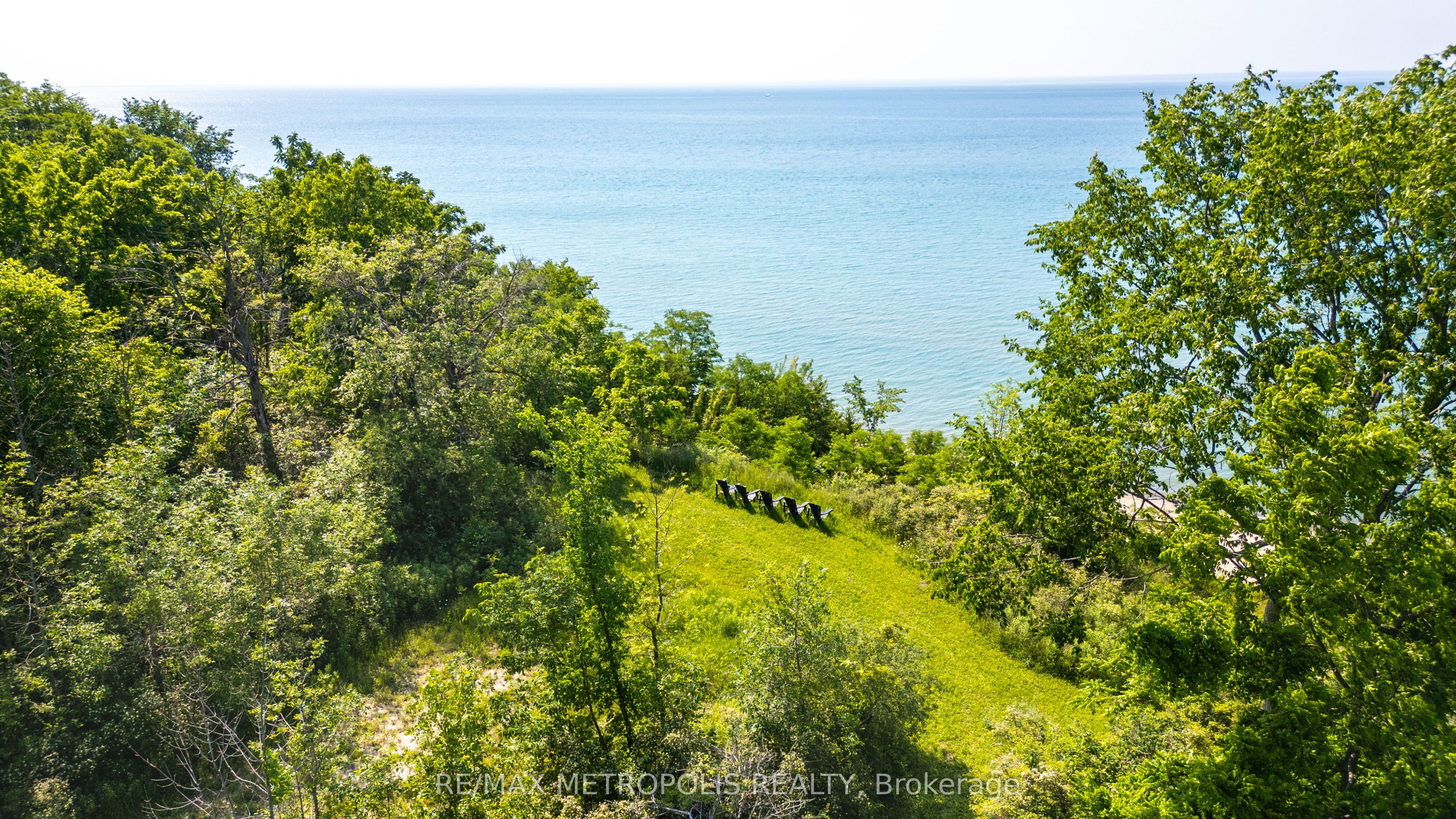 7057 Blue Coast Heights Property Photo 17
