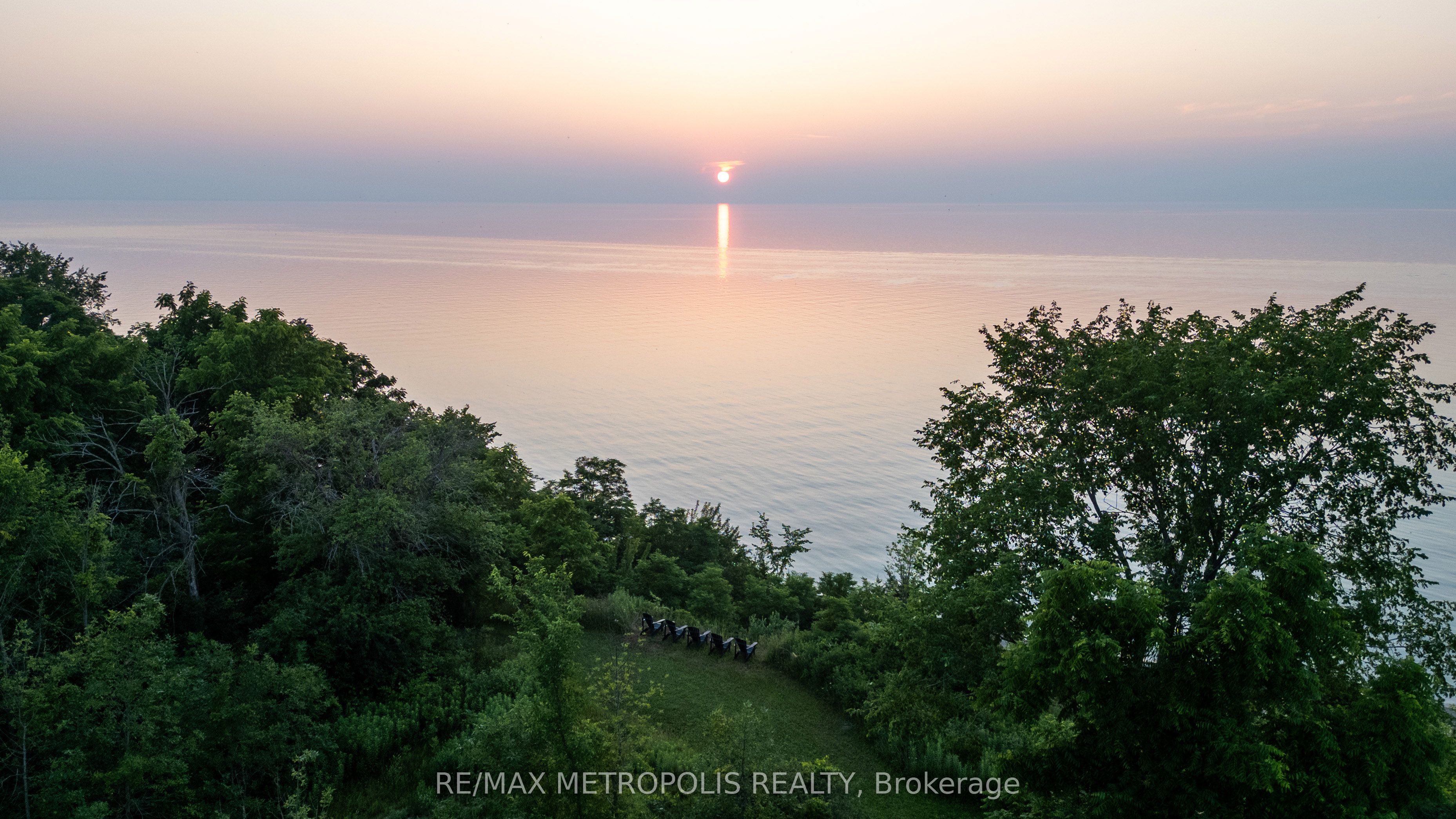 7057 Blue Coast Heights Property Photo 18