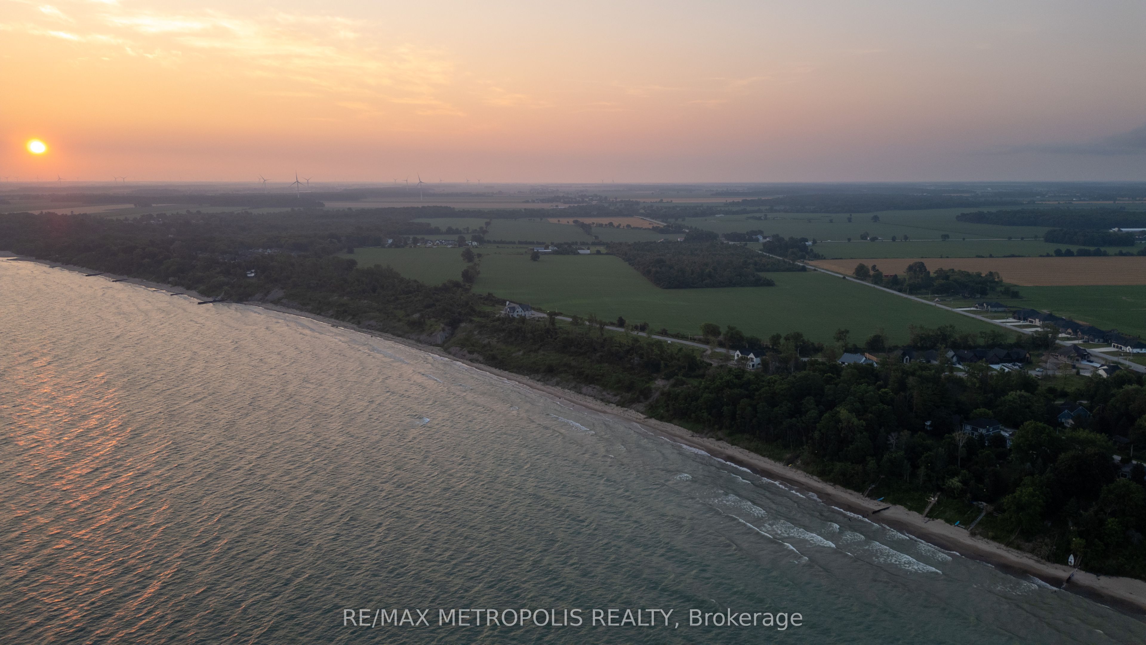 7057 Blue Coast Heights Property Photo 28