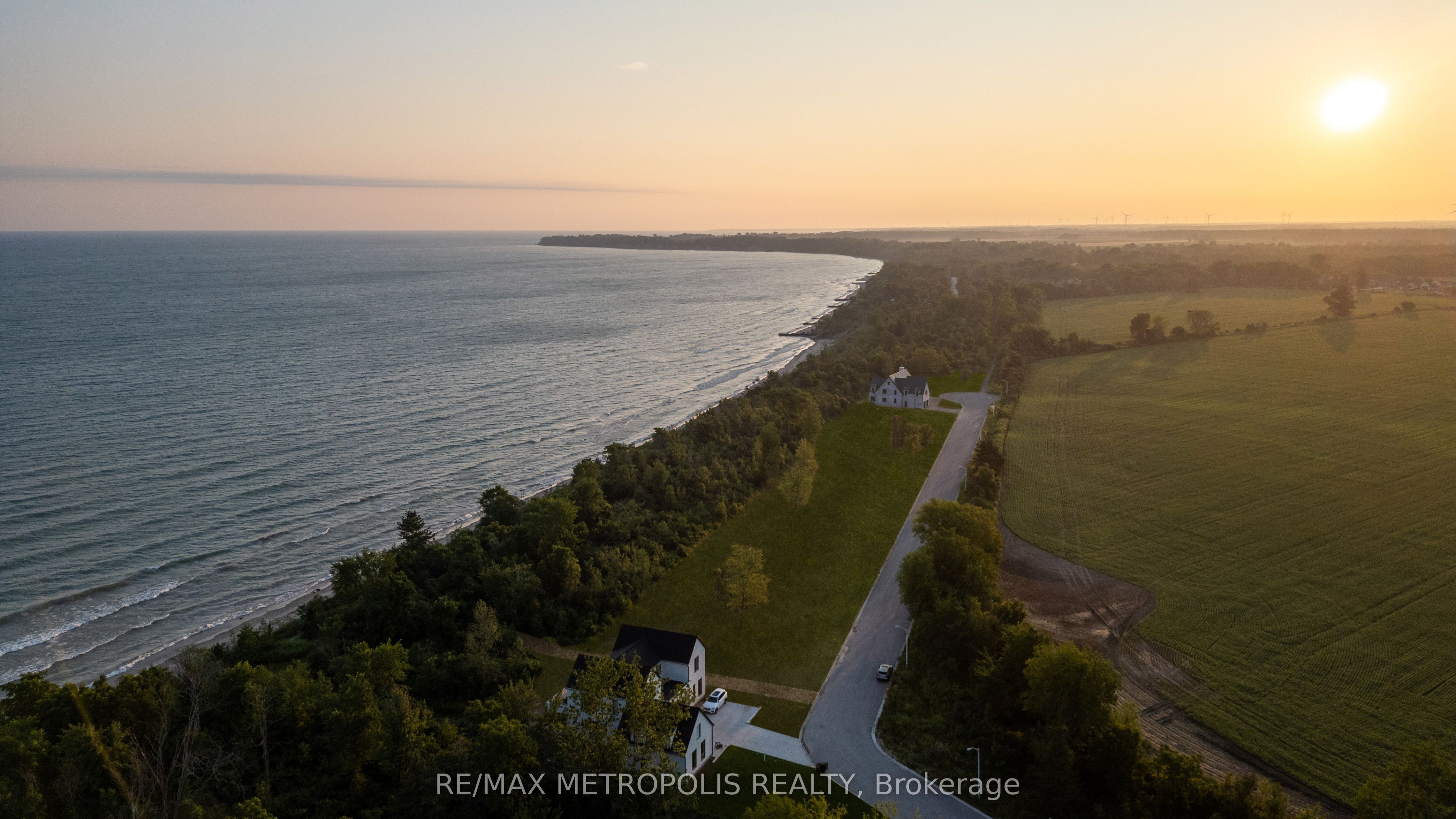 7057 Blue Coast Heights Property Photo 34