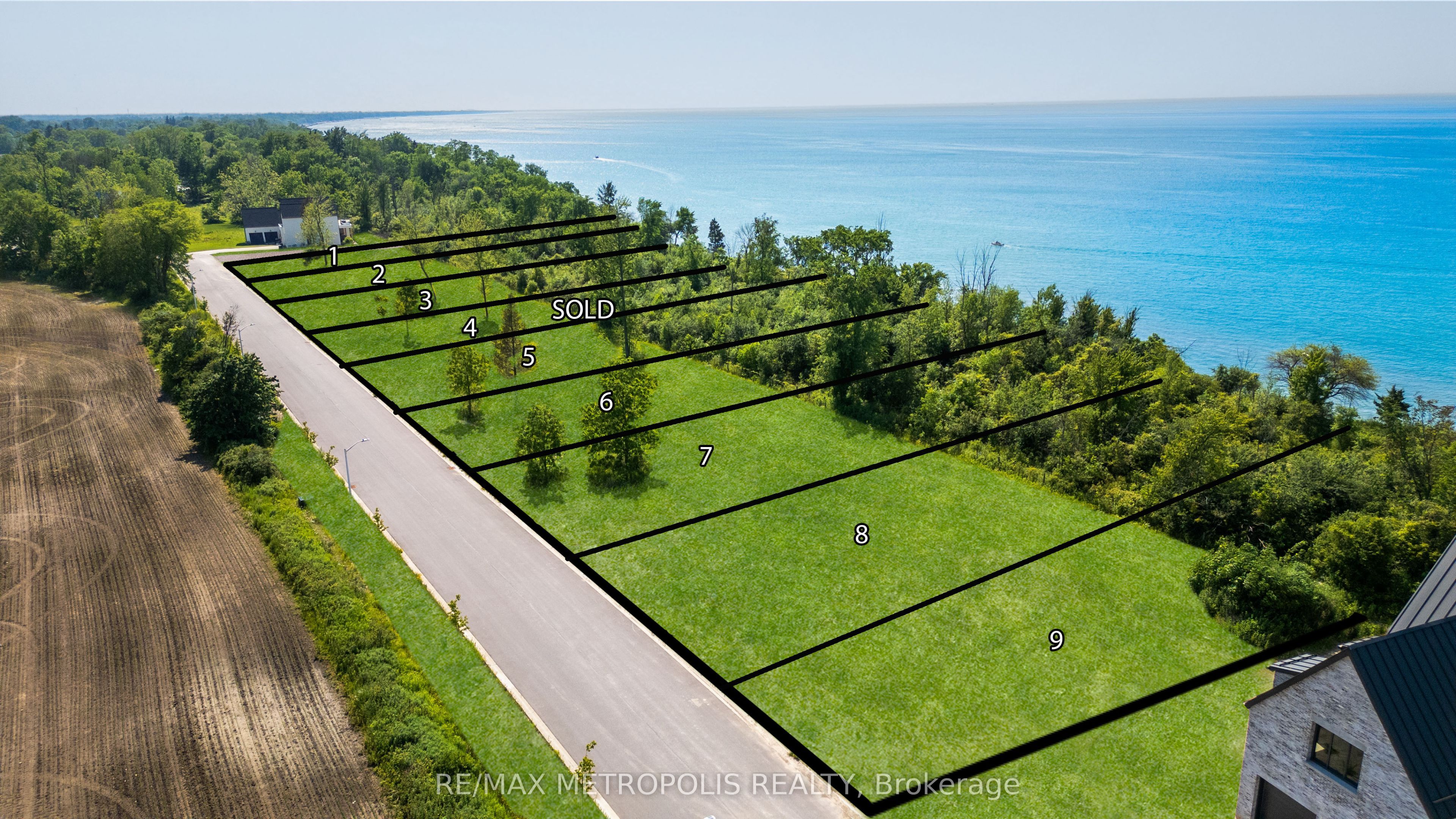 7057 Blue Coast Heights Property Photo 37