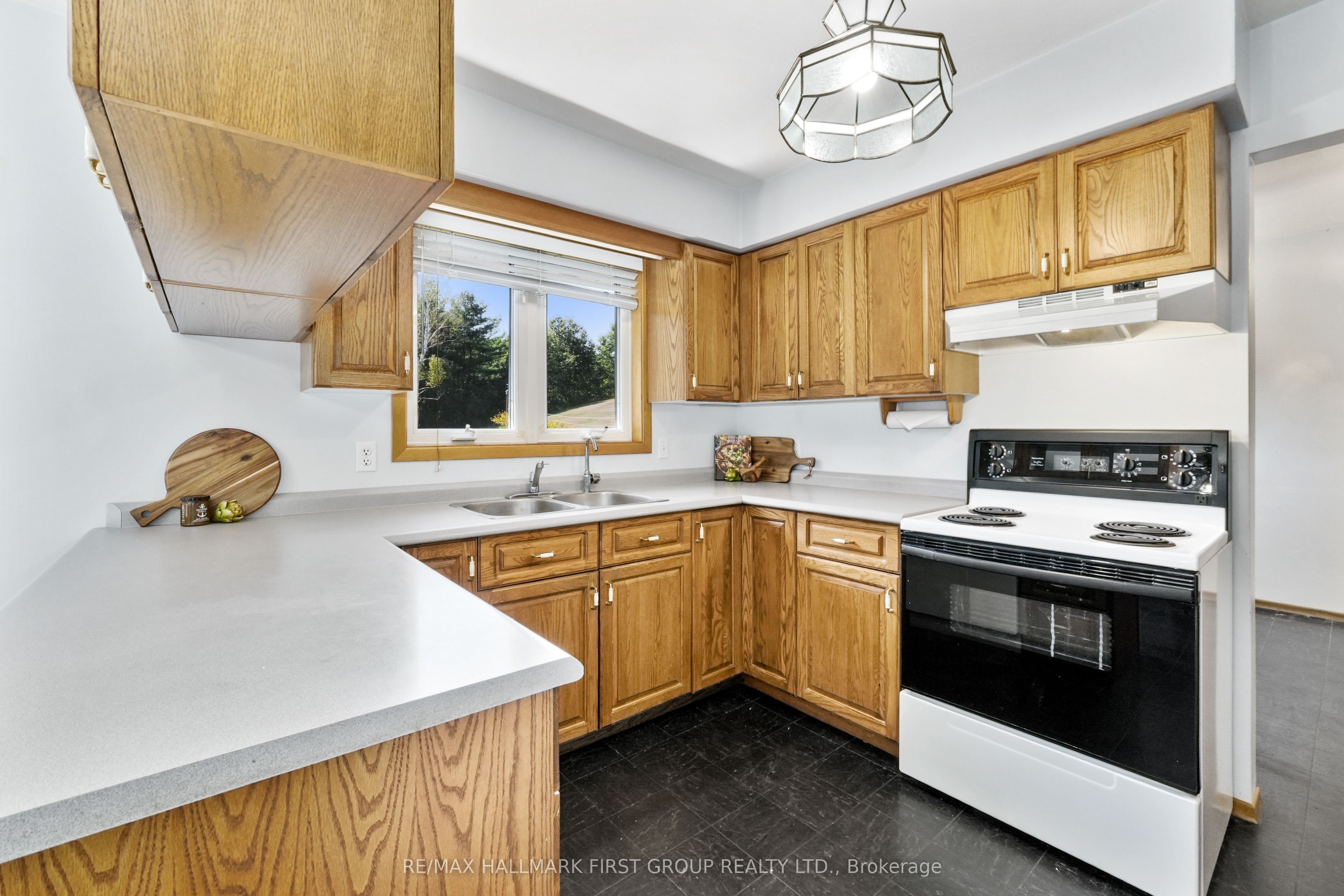 150 Woodland Road Property Photo 15