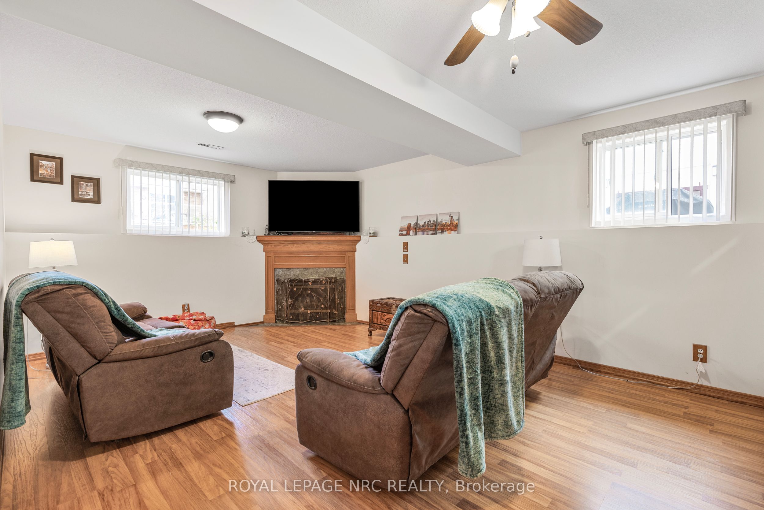 46 Foxhill Crescent Property Photo 24