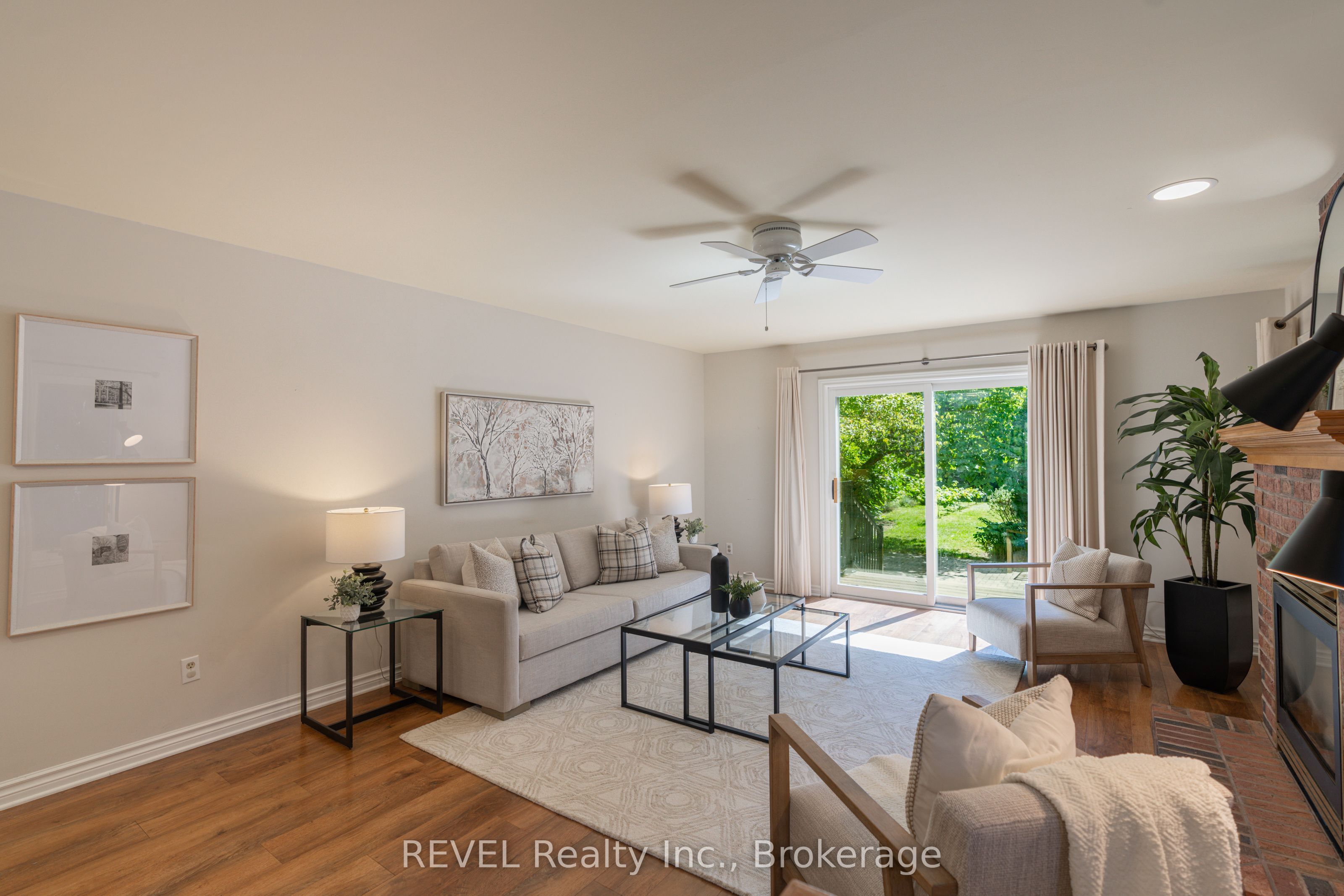 522 Mississagua Street Property Photo 14