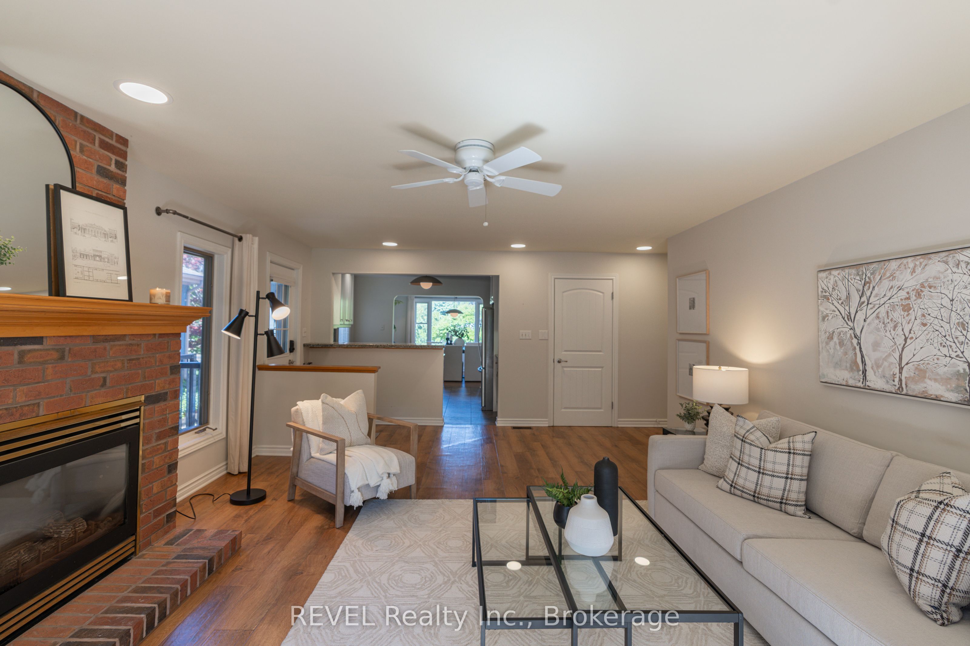 522 Mississagua Street Property Photo 18