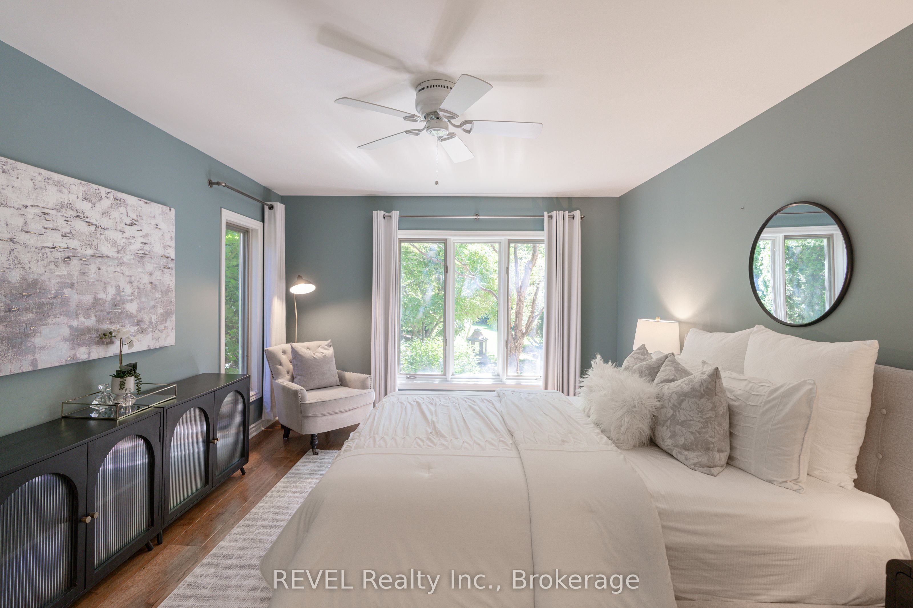 522 Mississagua Street Property Photo 23