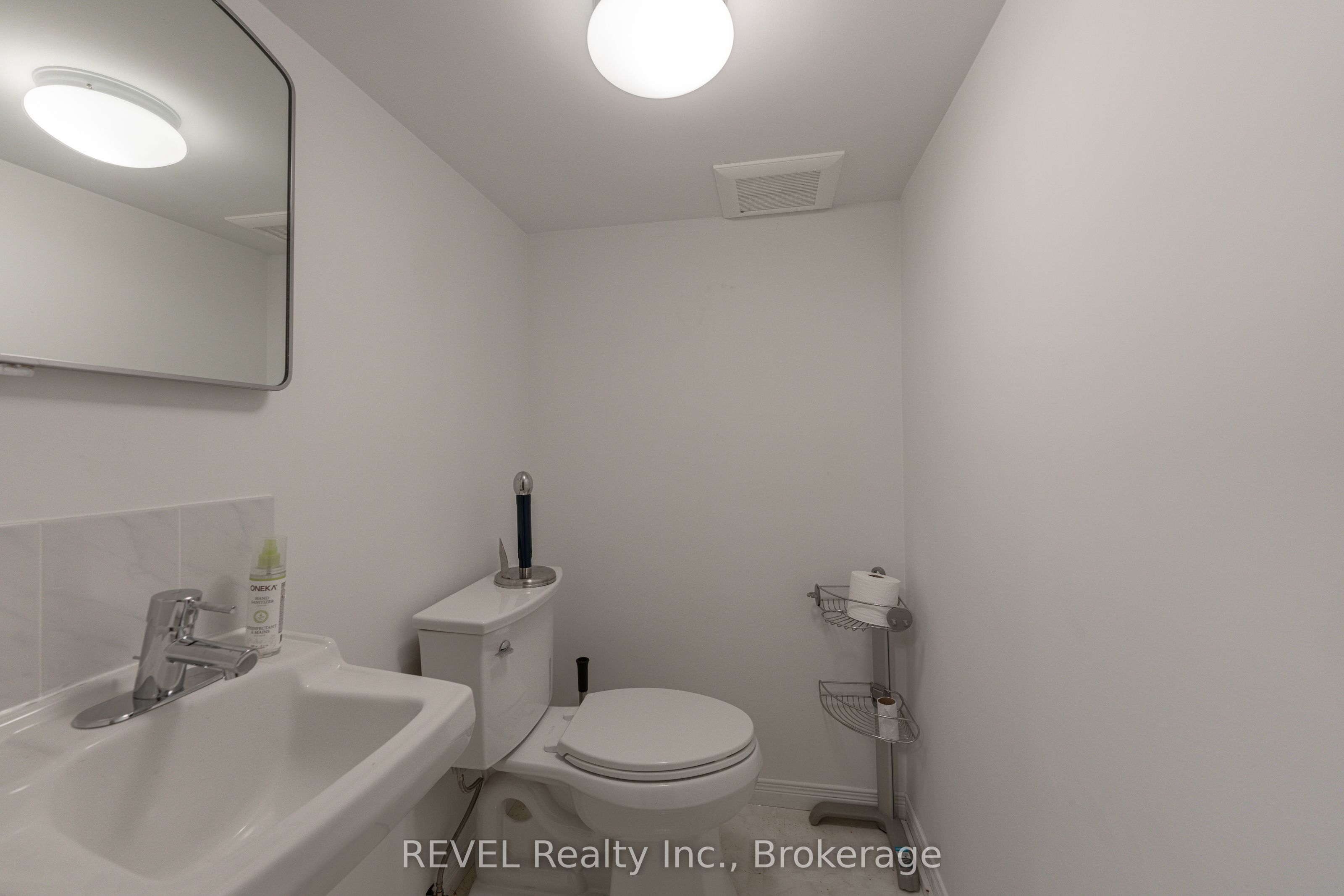 522 Mississagua Street Property Photo 30