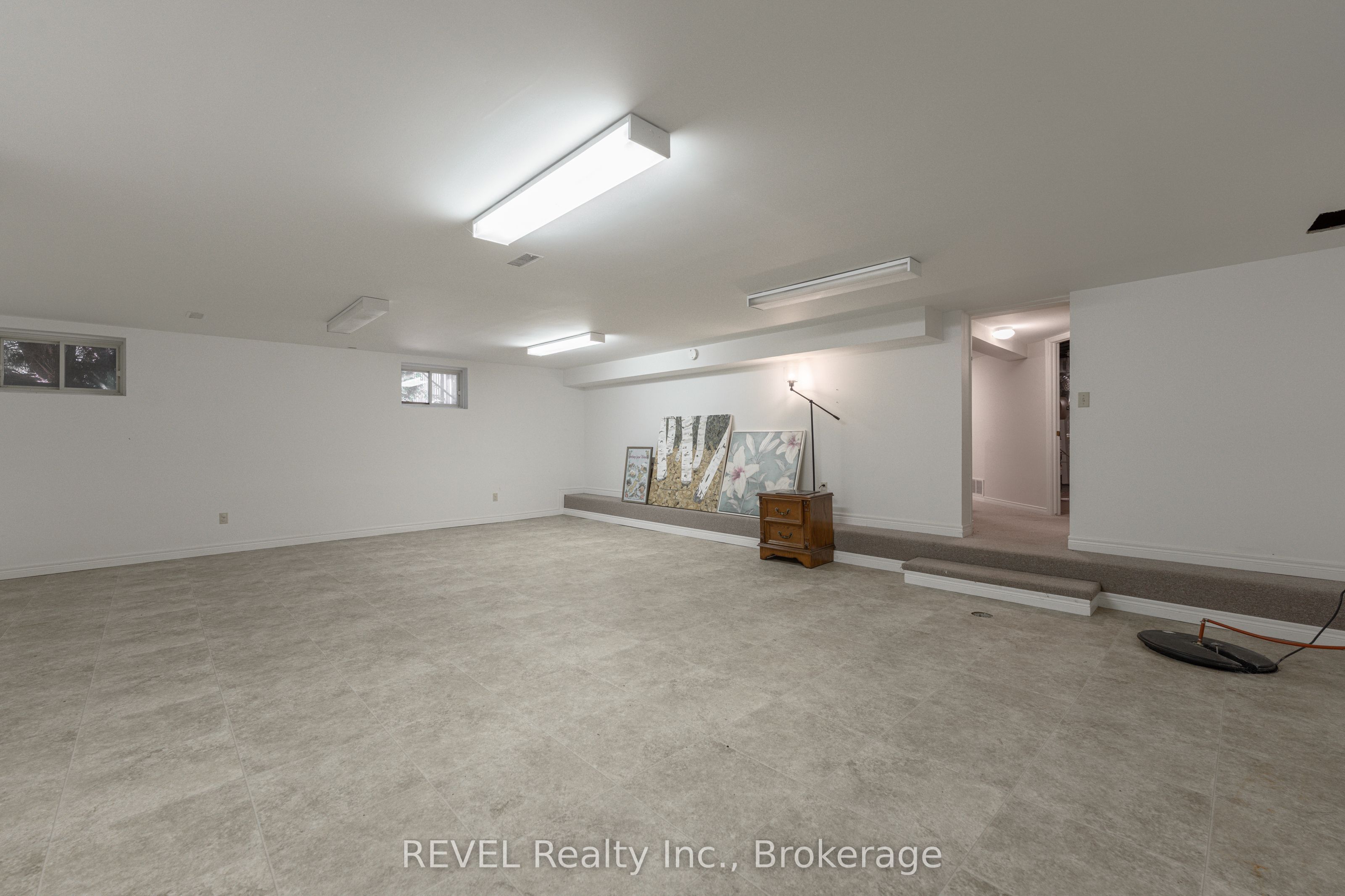 522 Mississagua Street Property Photo 33